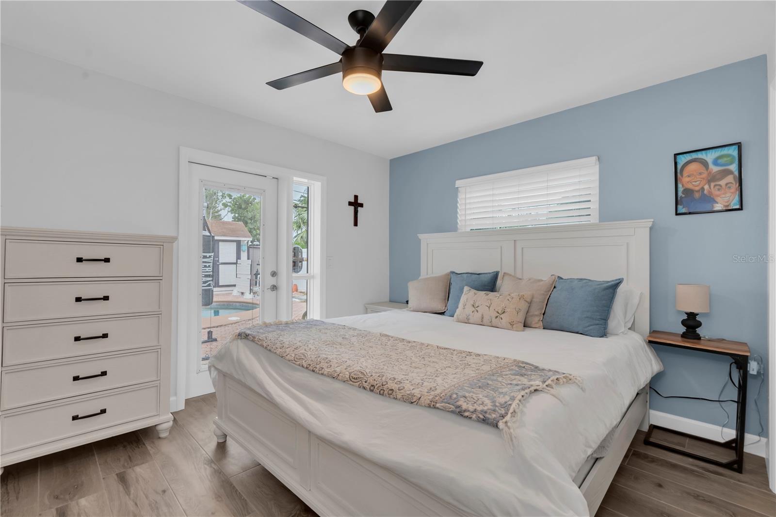 ST PETERSBURG BEACH NORTH UNIT 7 - Residential