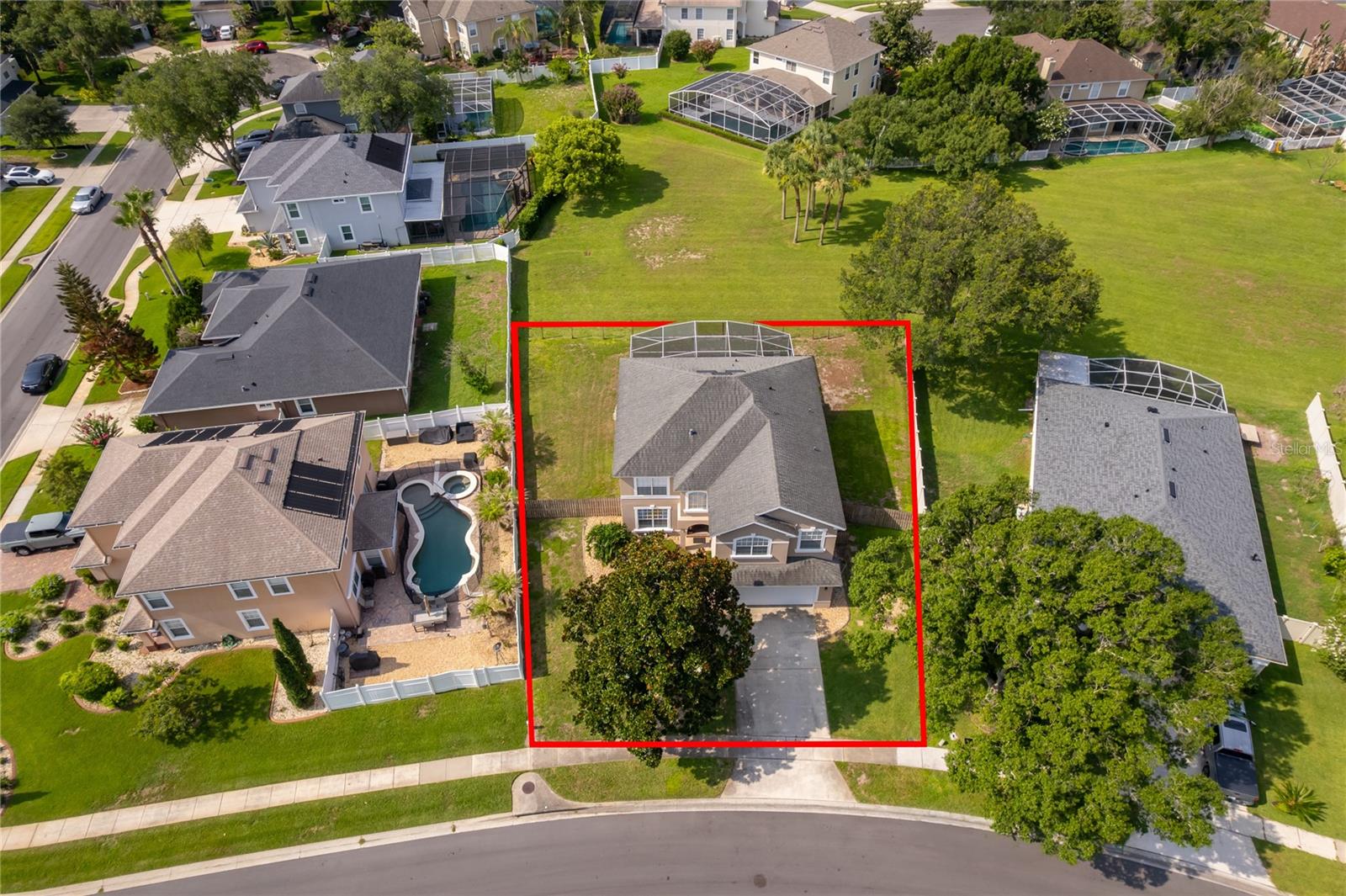 CHAPMAN GROVES - Residential