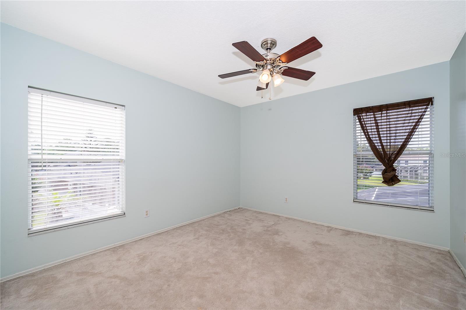 CHAPMAN GROVES - Residential
