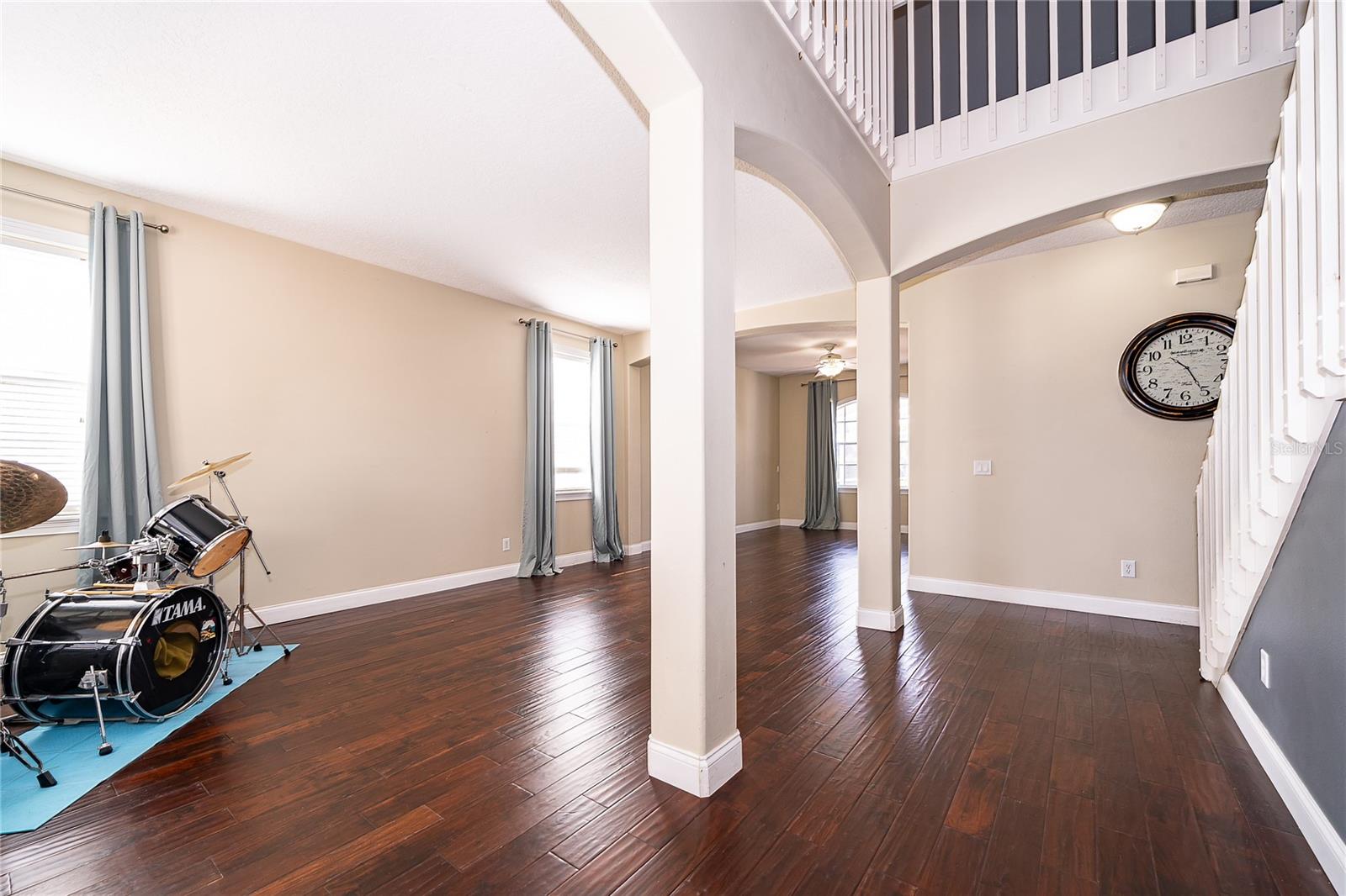 CHAPMAN GROVES - Residential