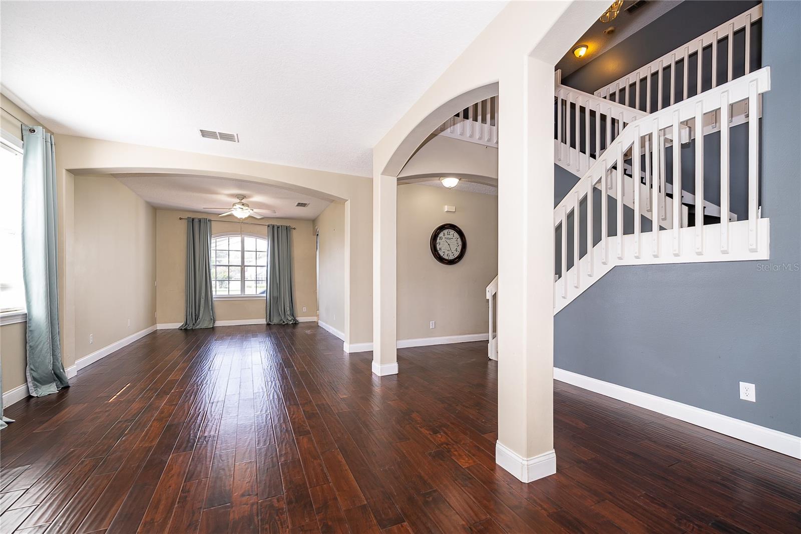 CHAPMAN GROVES - Residential