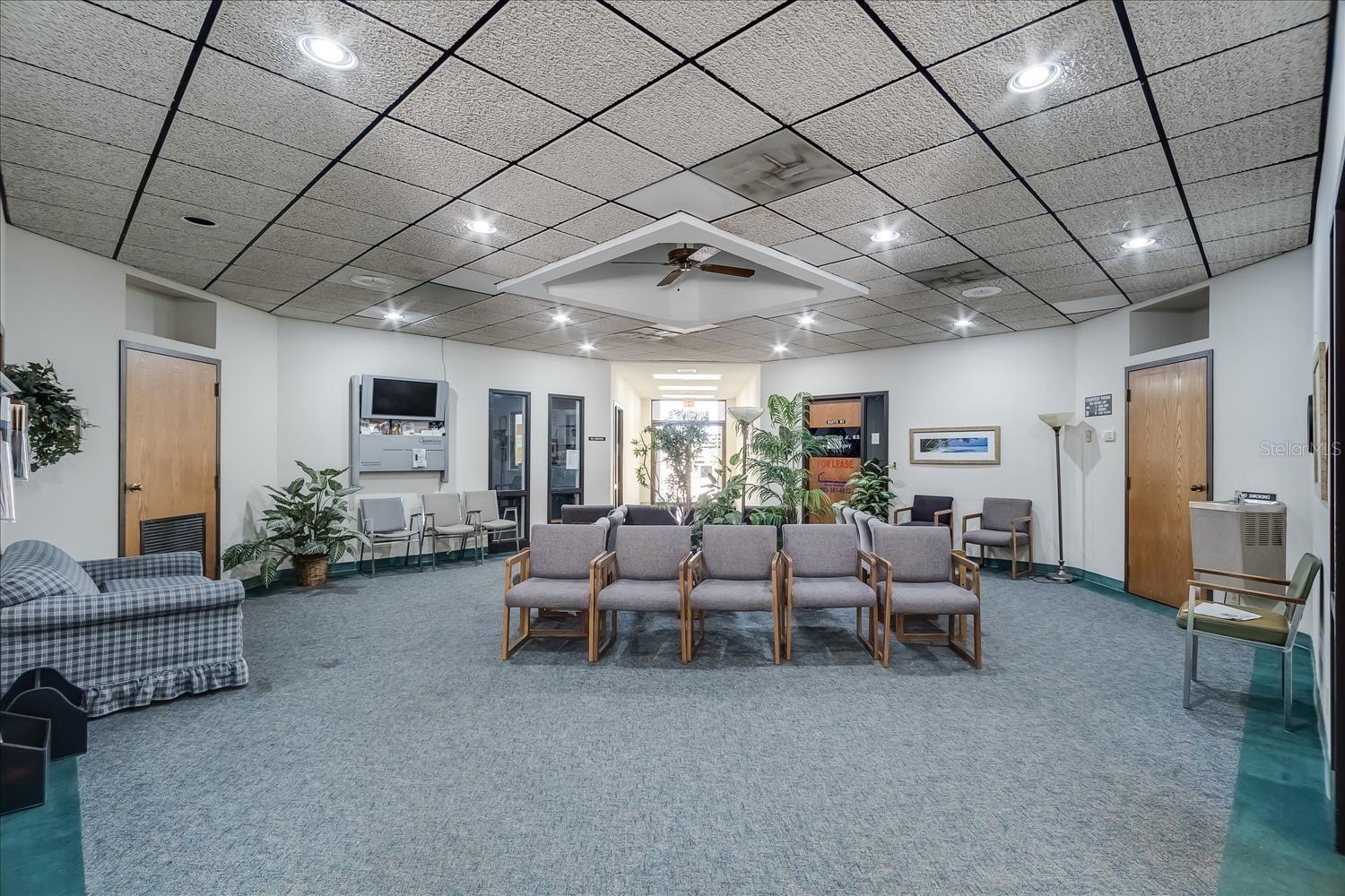 SUN N LAKE - Commercial Sale