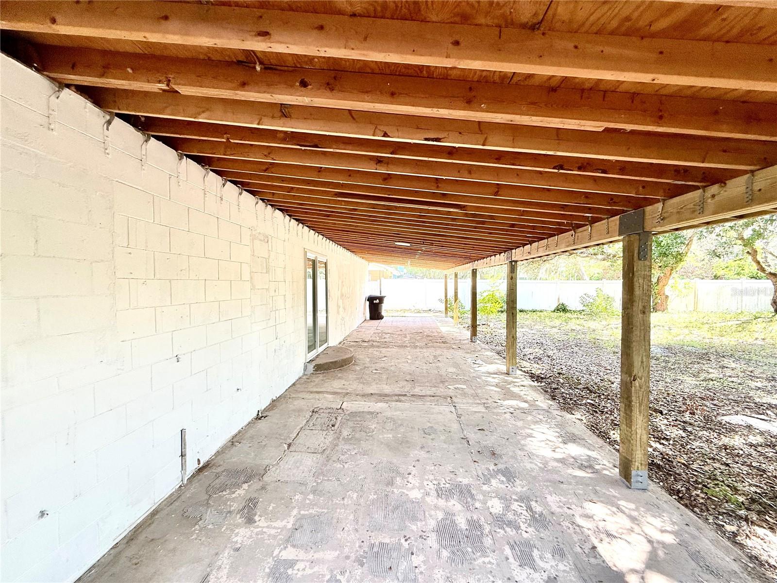 AVONDALE - Residential Lease
