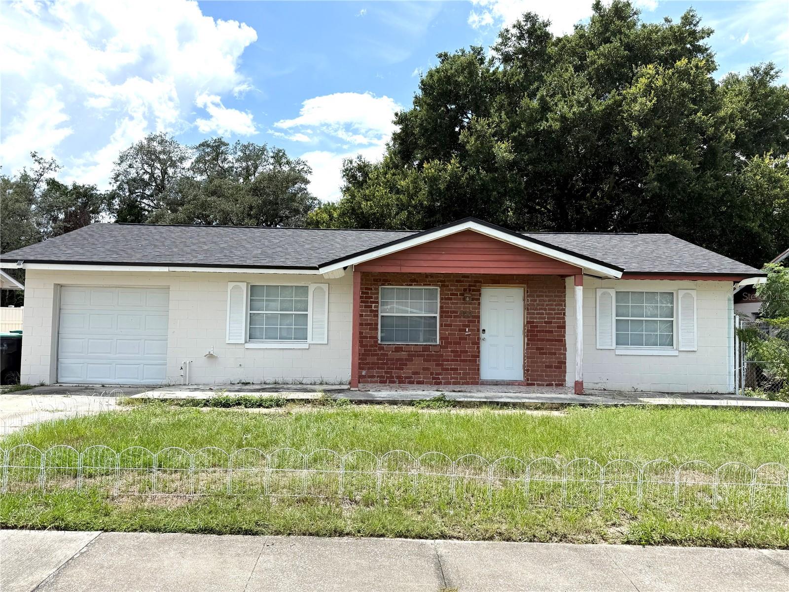 Charming fully renovated 3 bedroom 1.5 bathroom home in a prime location. MOVE IN READY and available for immediate occupancy! Featuring new roof, new AC, new solid wood kitchen cabinets, new granite countertops, new interior paint, stainless steel appliances, and all ceramic tile flooring. 1 car garage and huge covered porch in the back. New LED lighting and celling fans. Absolutely magnificent. Situated on an oversized lot with fenced backyard and mature oak trees. Close to downtown, attractions, Airport, and shopping centers. Very close to 408 for easy commute.