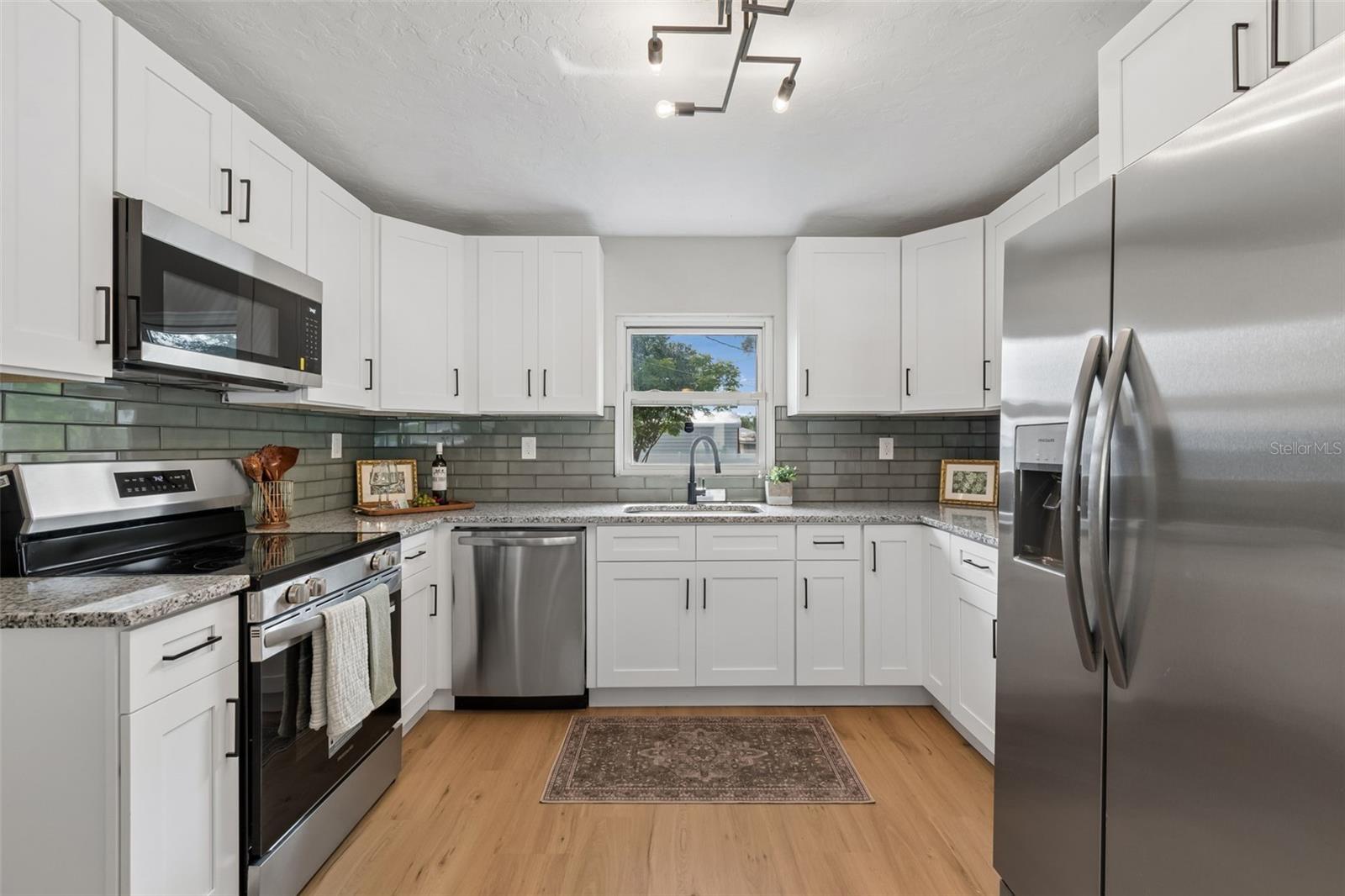 CITY ZEPHYRHILLS - Residential