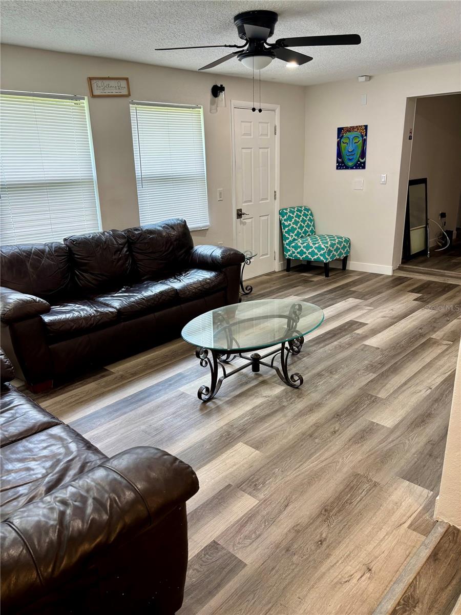 POINCIANA RE-PLAT PT NBRHD 01 VILLAGE 03 - Residential Lease
