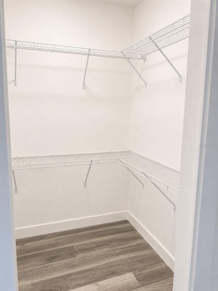 POINCIANA RE-PLAT PT NBRHD 01 VILLAGE 03 - Residential Lease