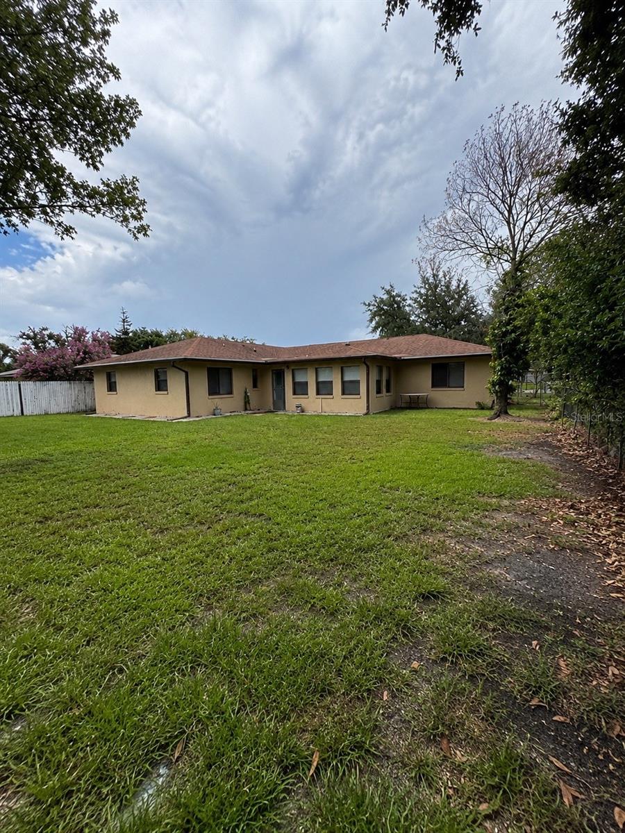 POINCIANA RE-PLAT PT NBRHD 01 VILLAGE 03 - Residential Lease
