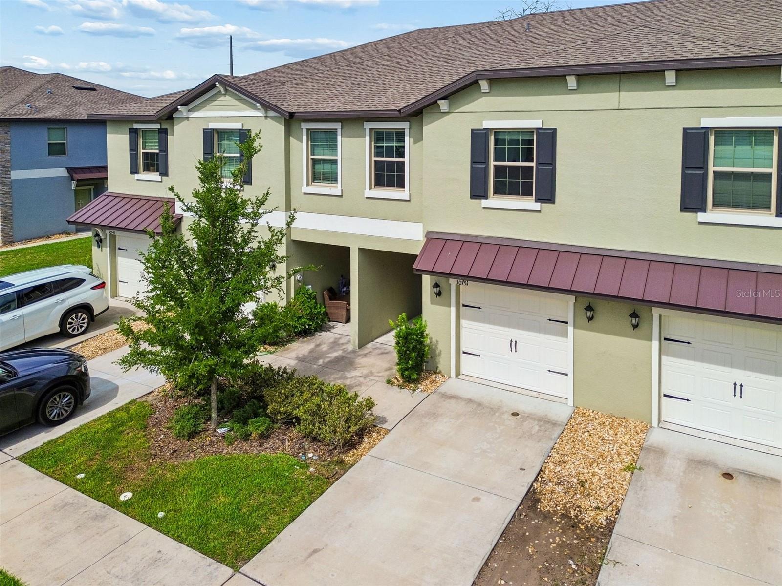 TOWNES/VERIDIAN - Residential Lease