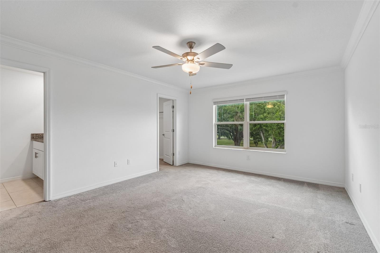 TOWNES/VERIDIAN - Residential Lease