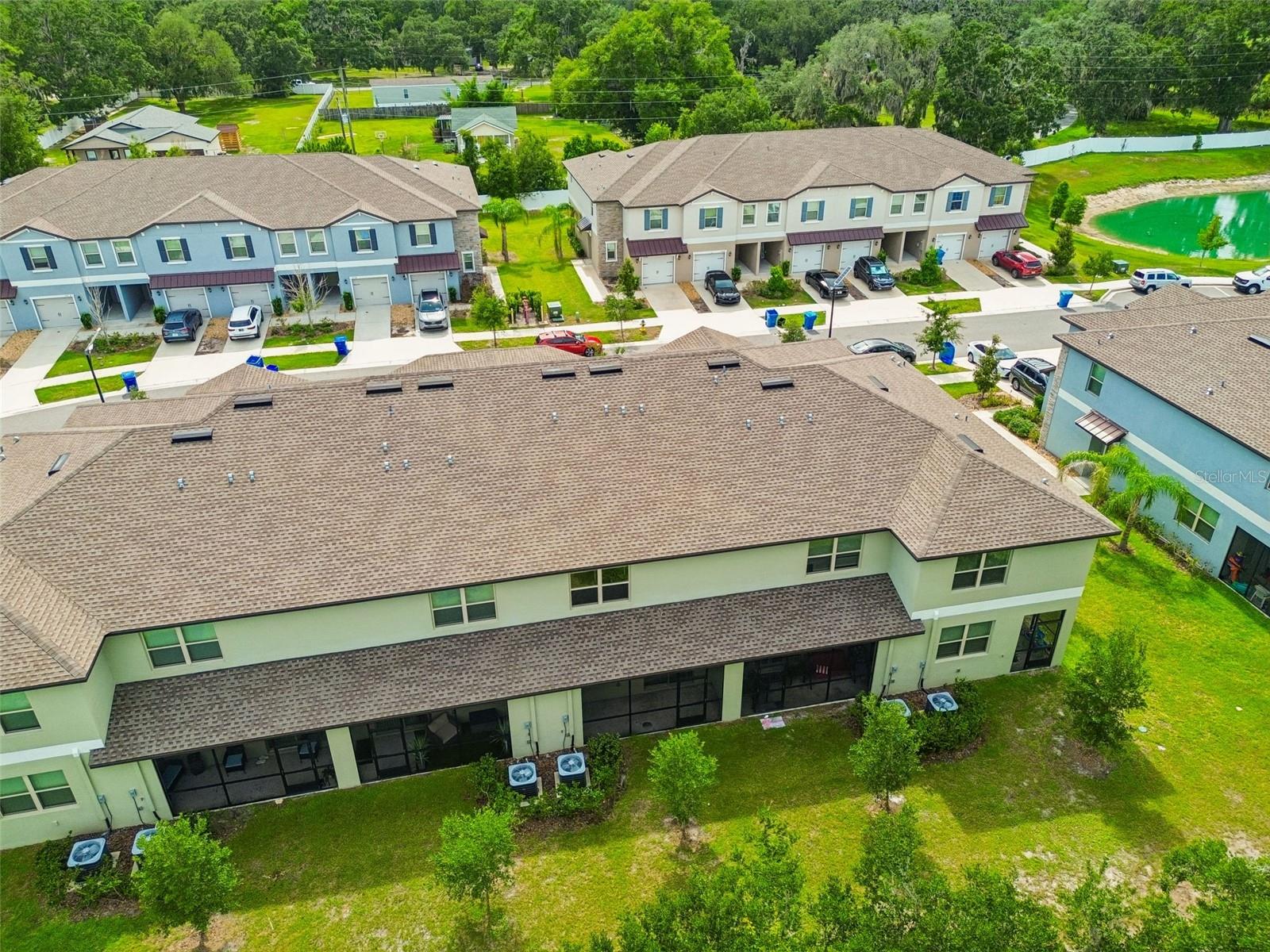 TOWNES/VERIDIAN - Residential Lease