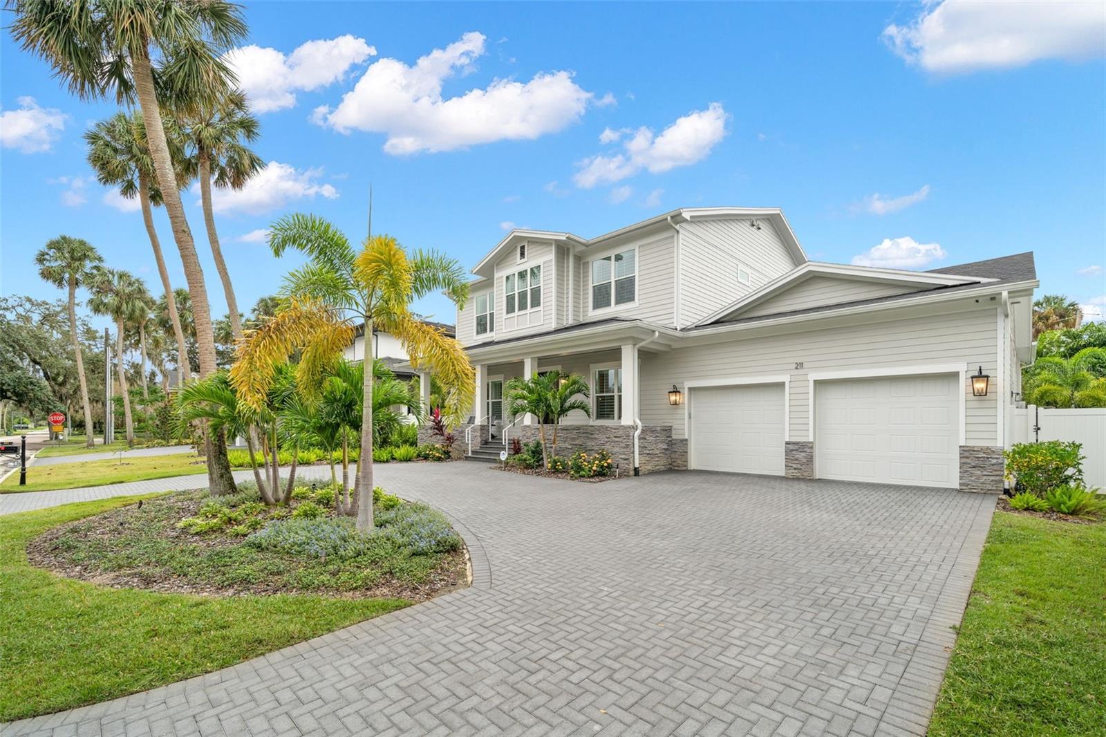 BEACH PARK - PALM PARK - Residential