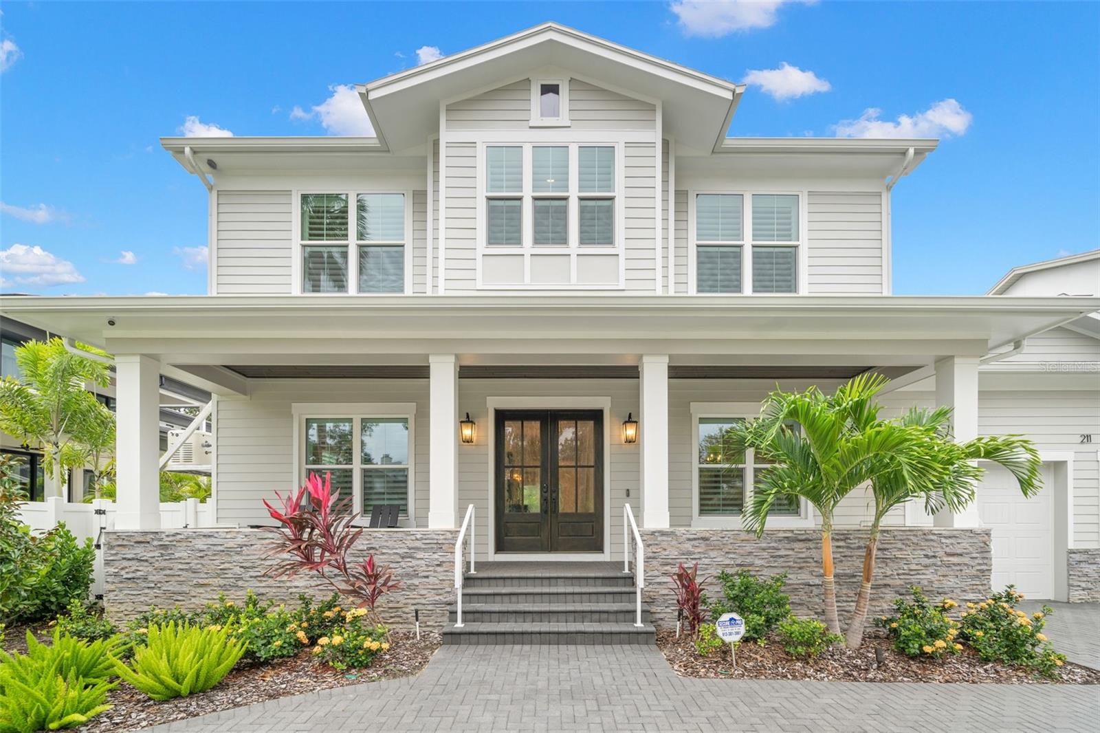 BEACH PARK - PALM PARK - Residential