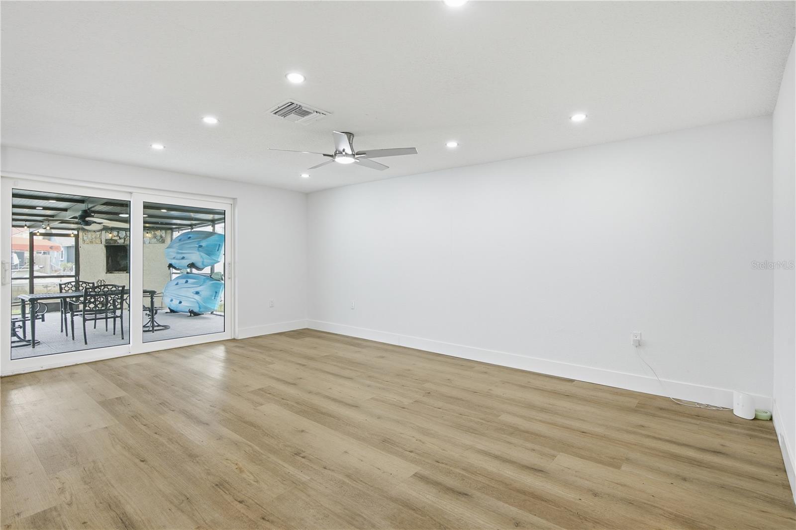 WEST PORT SUB - Residential