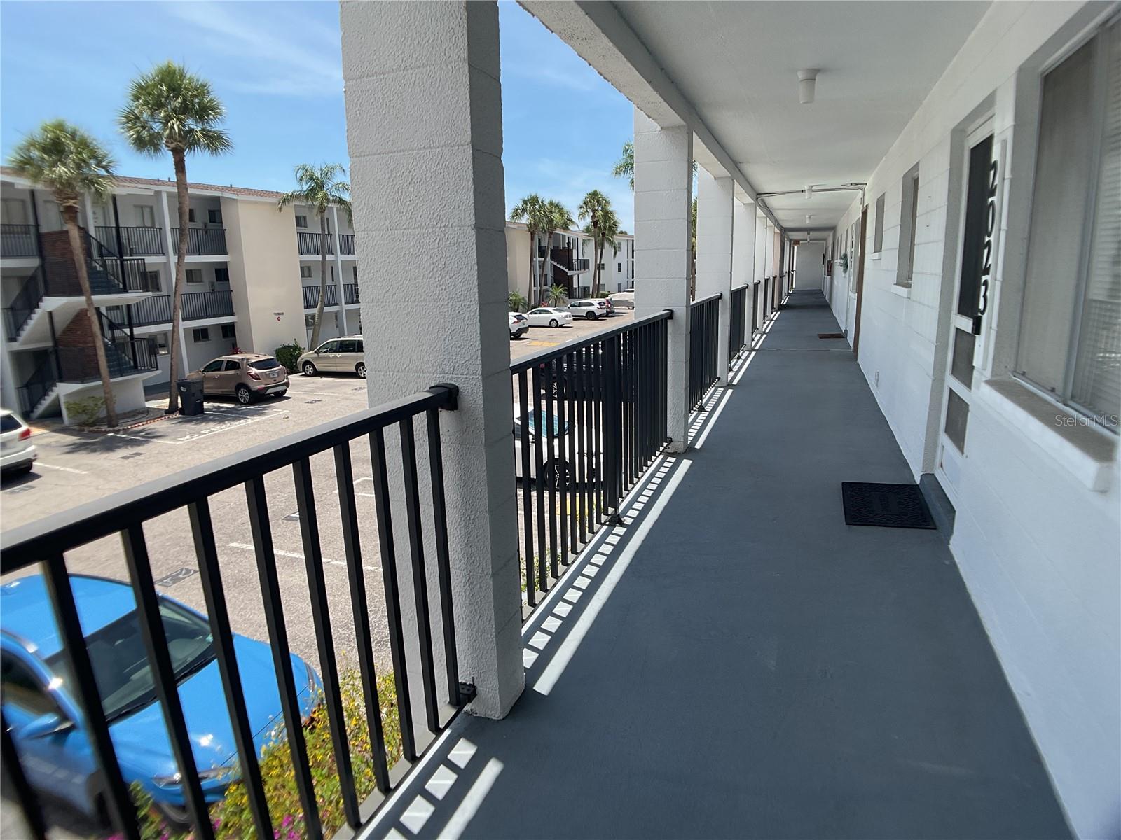 THE THIRD BAYSHORE - Residential