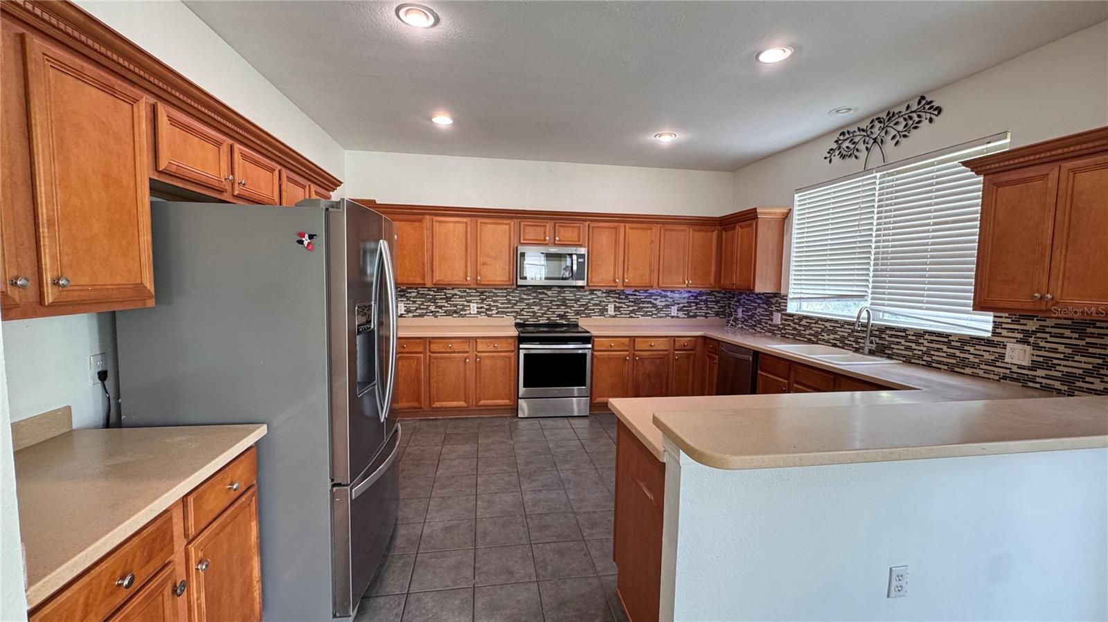 EAGLE CRK PH 01A - Residential Lease