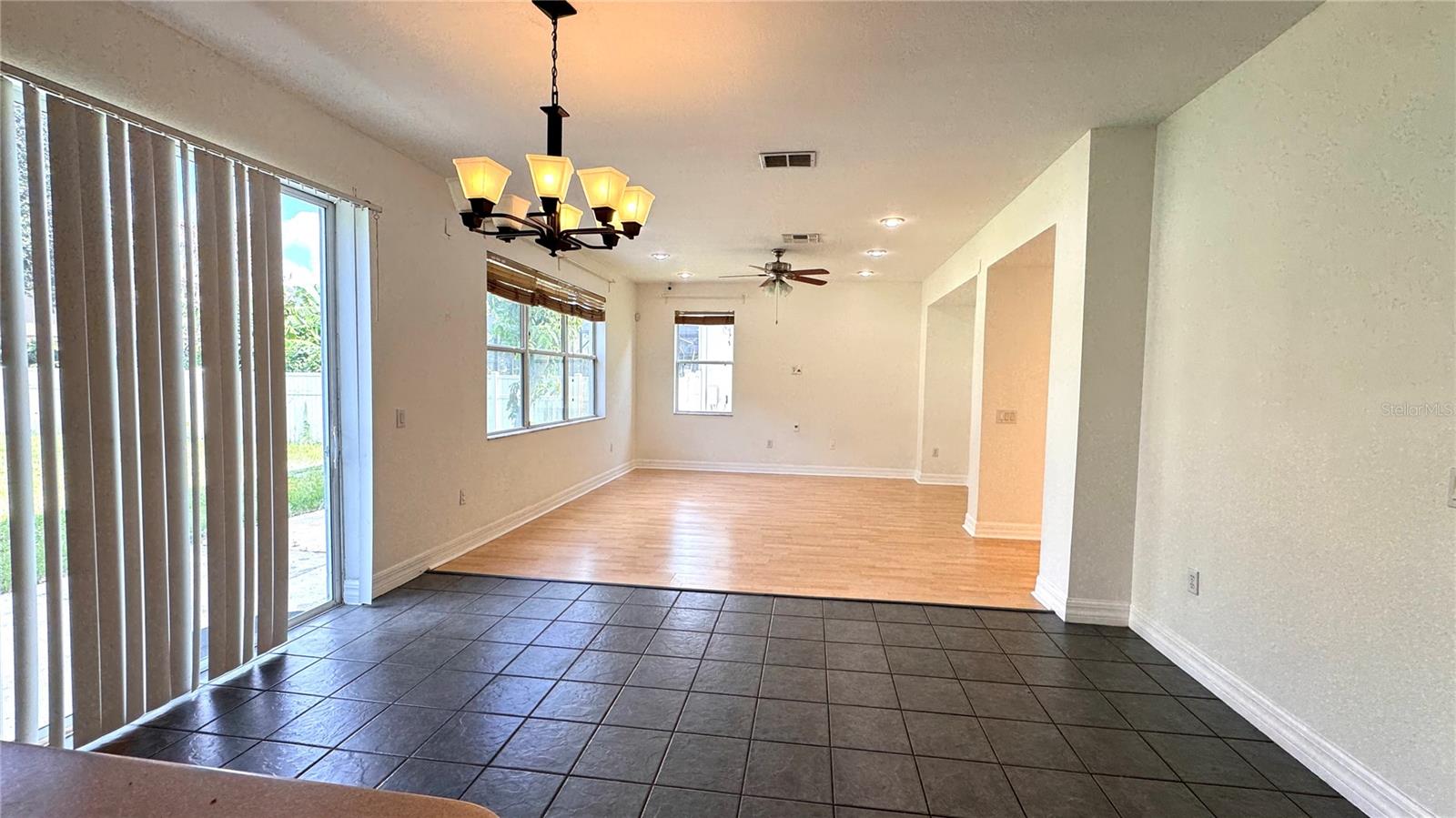 EAGLE CRK PH 01A - Residential Lease