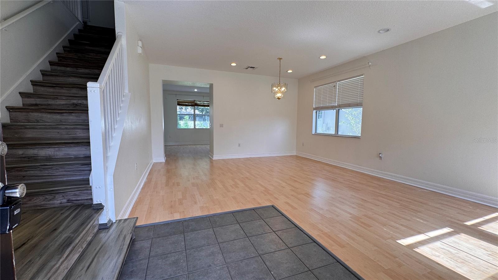 EAGLE CRK PH 01A - Residential Lease
