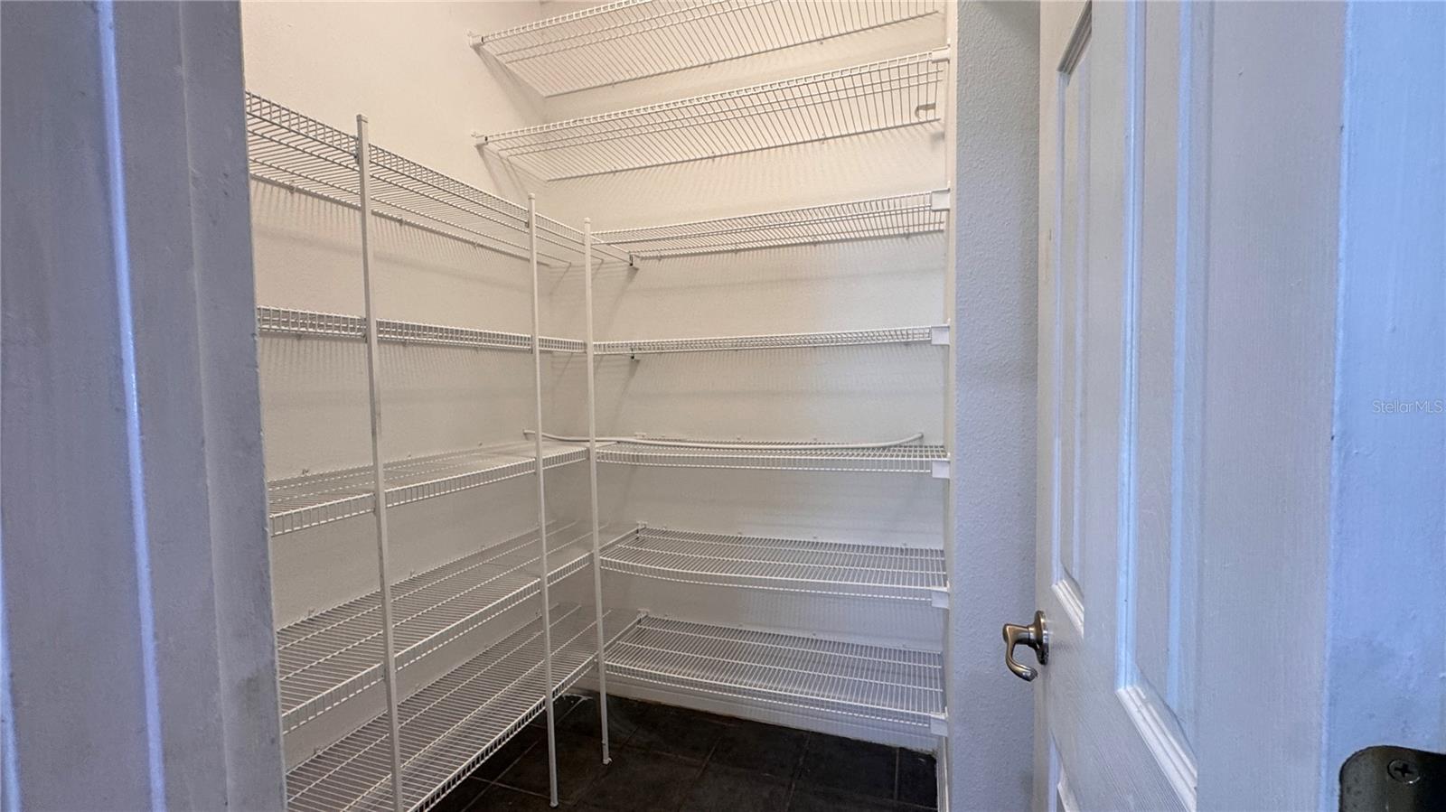 EAGLE CRK PH 01A - Residential Lease