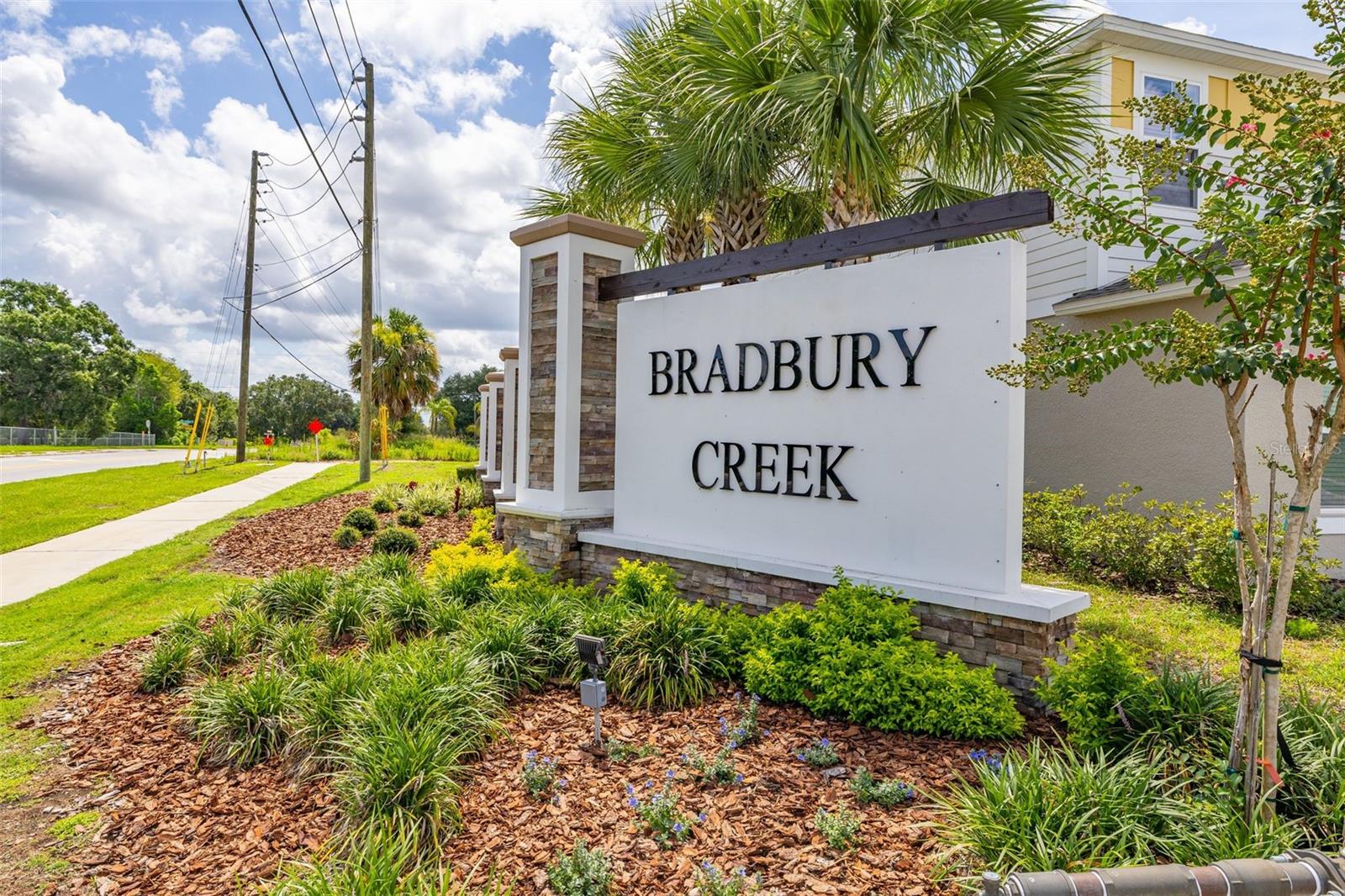 BRADBURY CRK PH I - Residential
