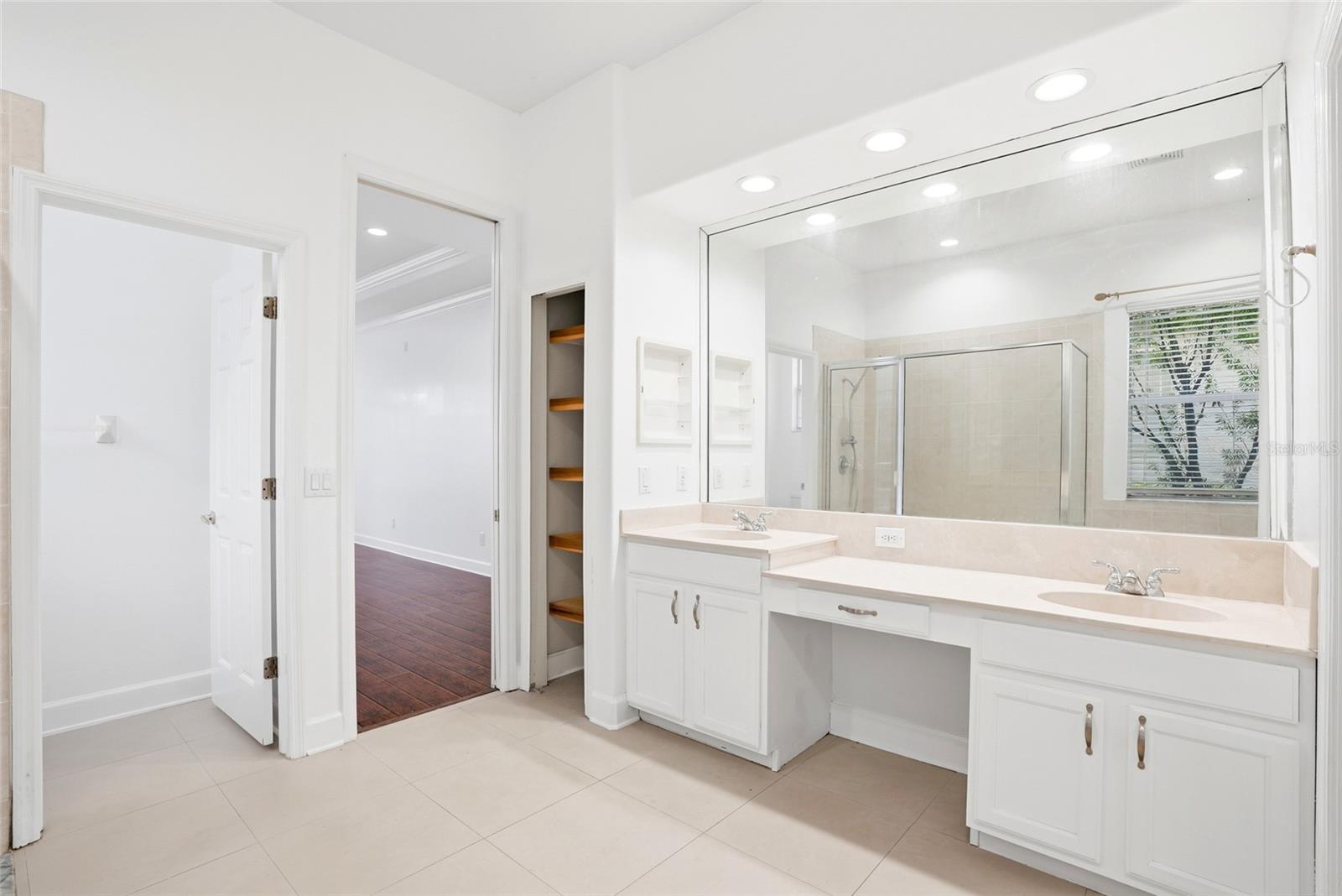 WATERCHASE PH 1 - Residential