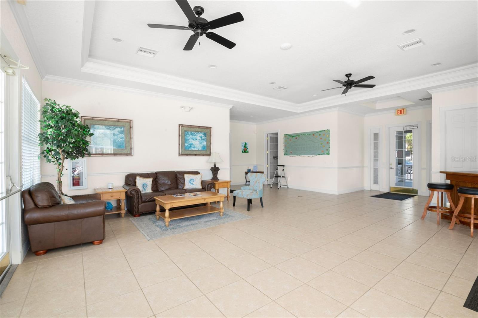 VILLAGES OF BLOOMINGDALE CONDO - Residential