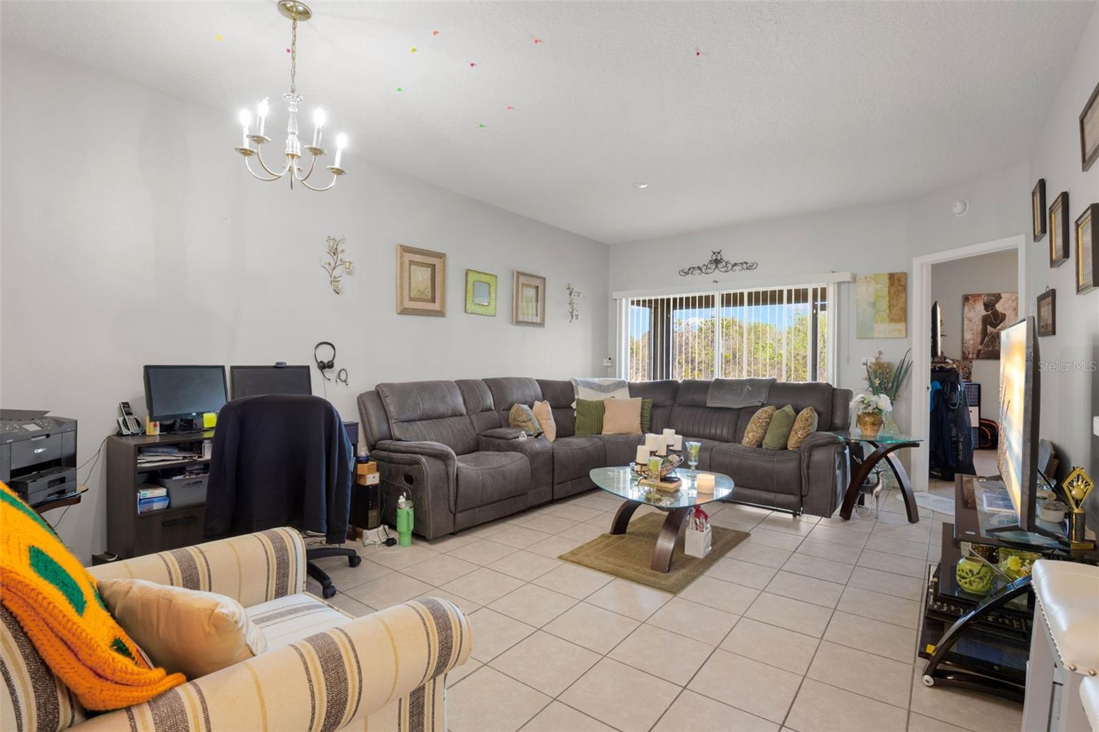 VILLAGES OF BLOOMINGDALE CONDO - Residential