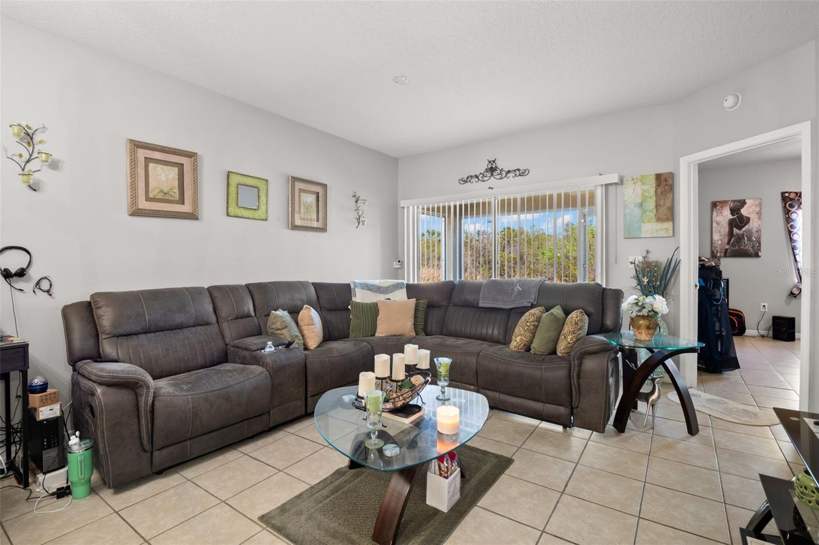 VILLAGES OF BLOOMINGDALE CONDO - Residential