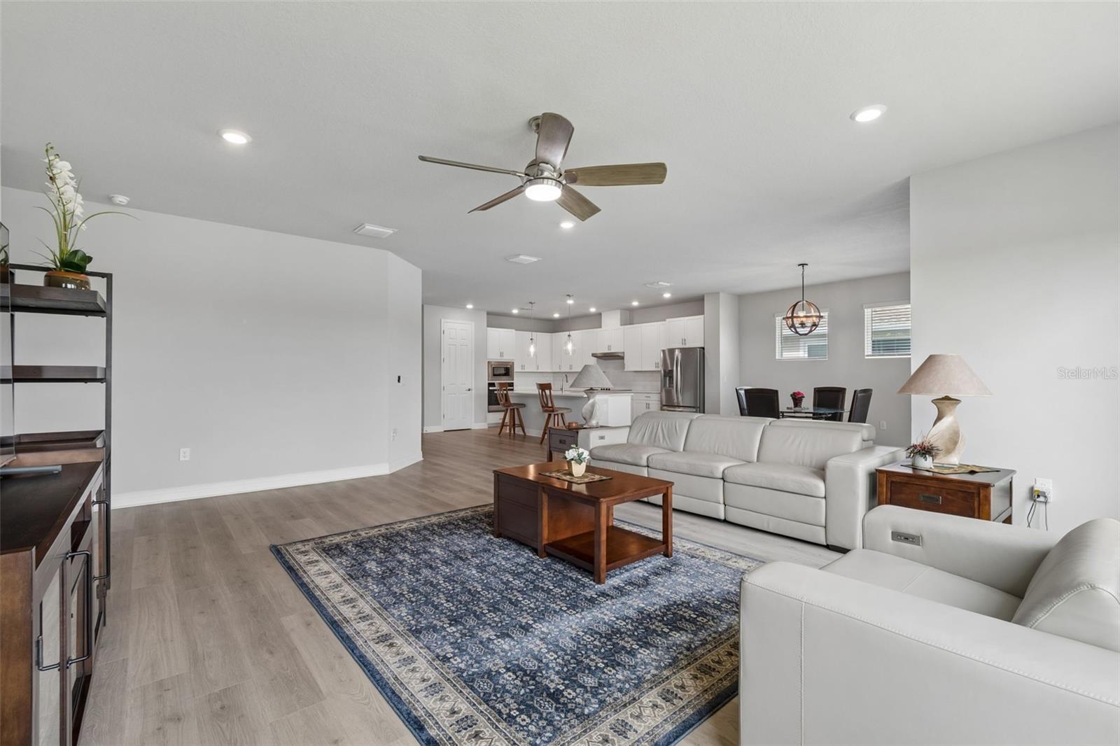 CHAPEL CROSSINGS PCLS D & H - Residential