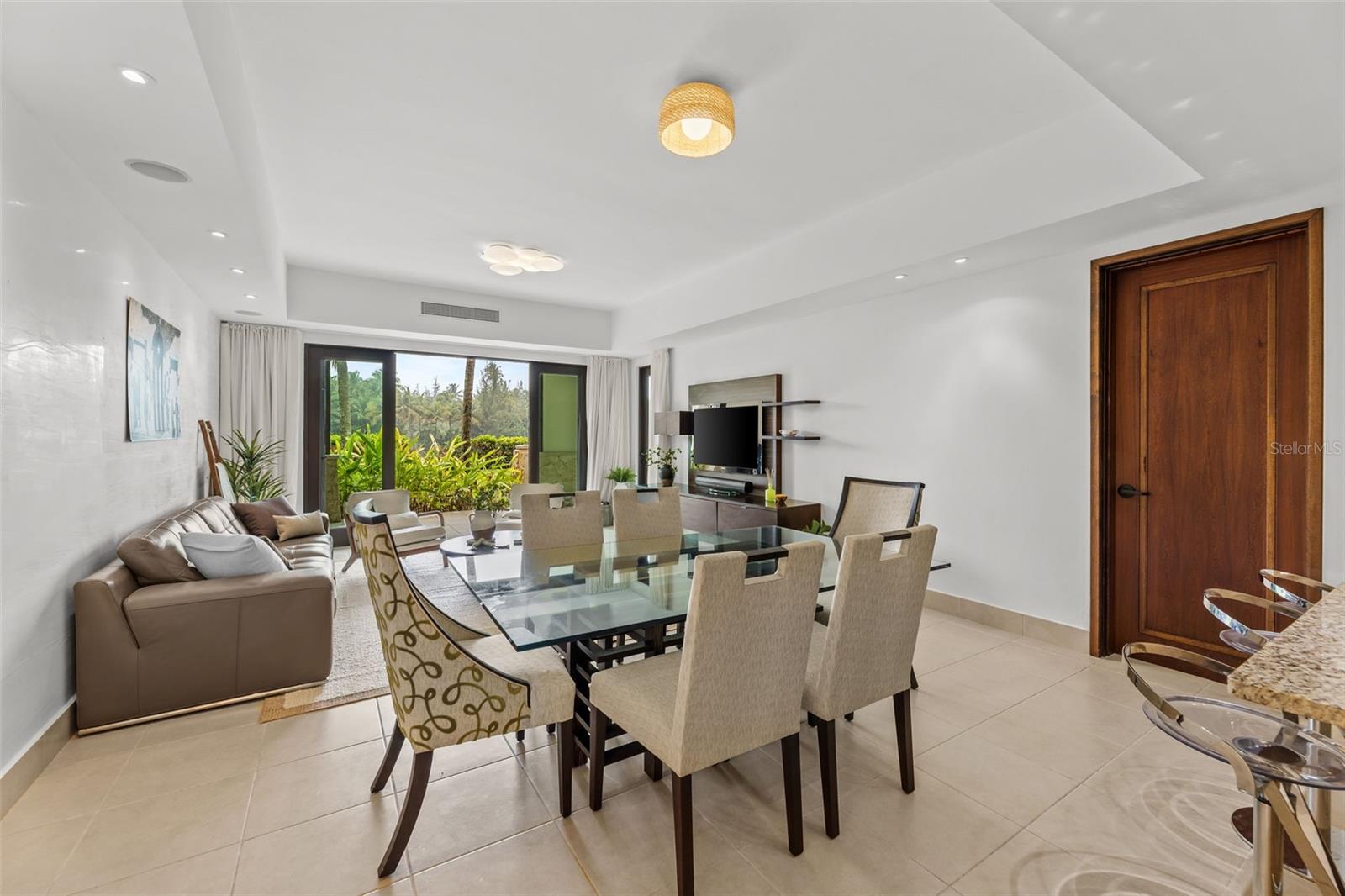BAHÍA BEACH RESORT - Residential Lease