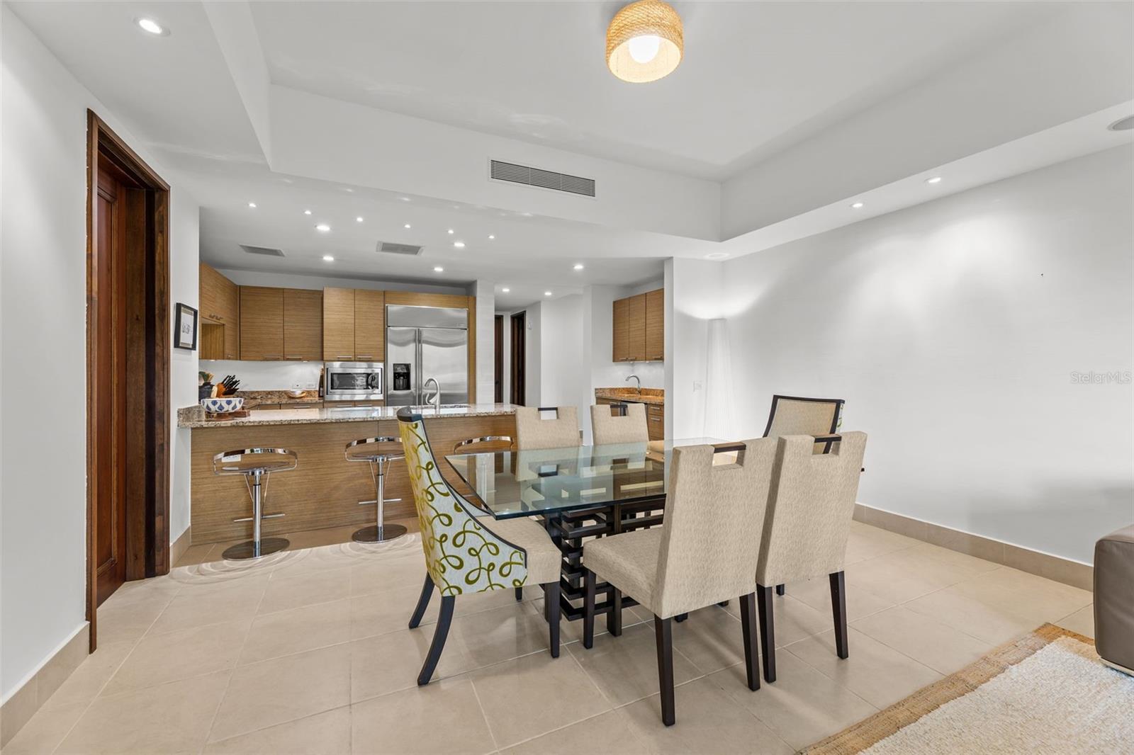 BAHÍA BEACH RESORT - Residential Lease
