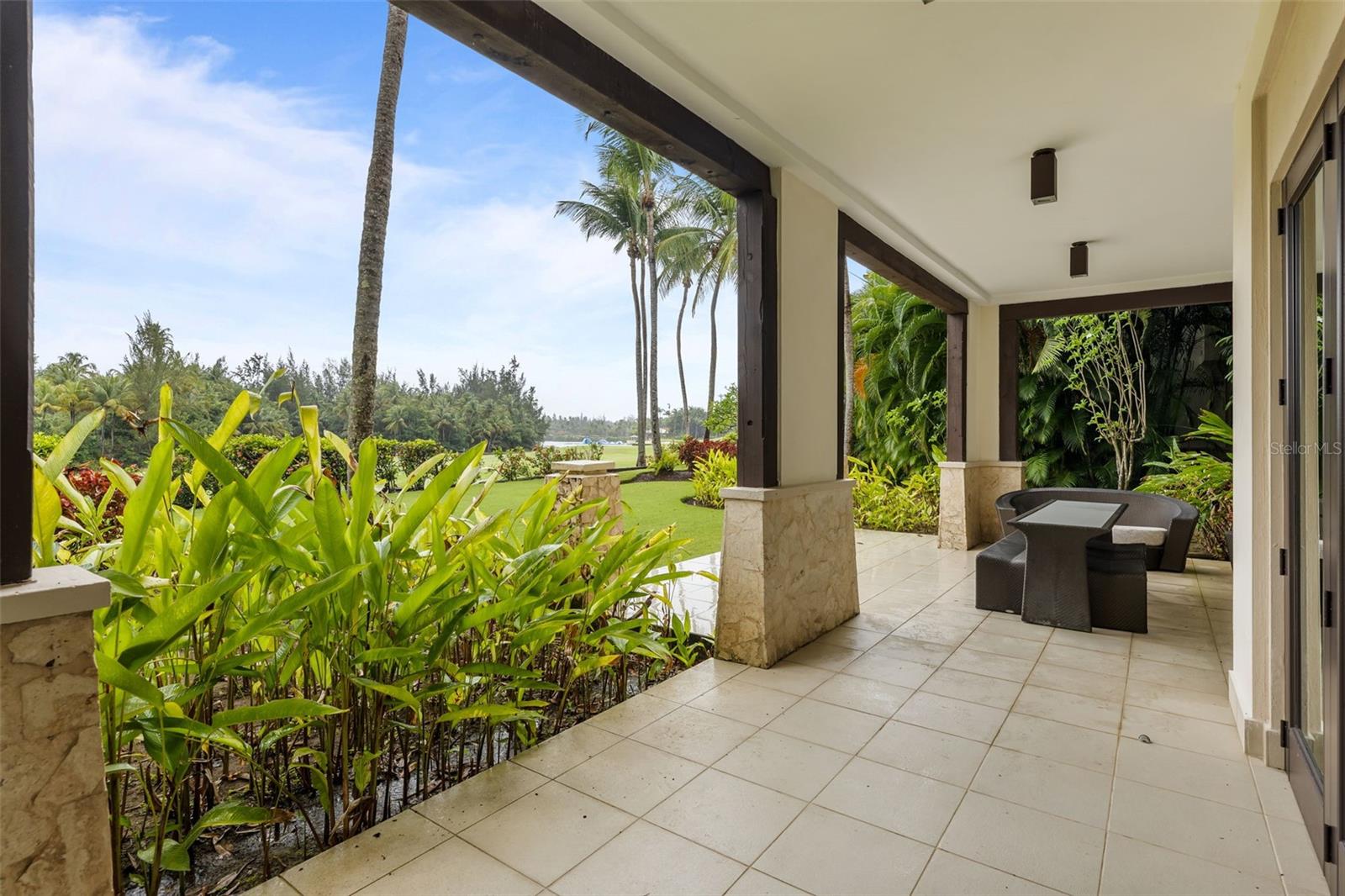 BAHÍA BEACH RESORT - Residential Lease