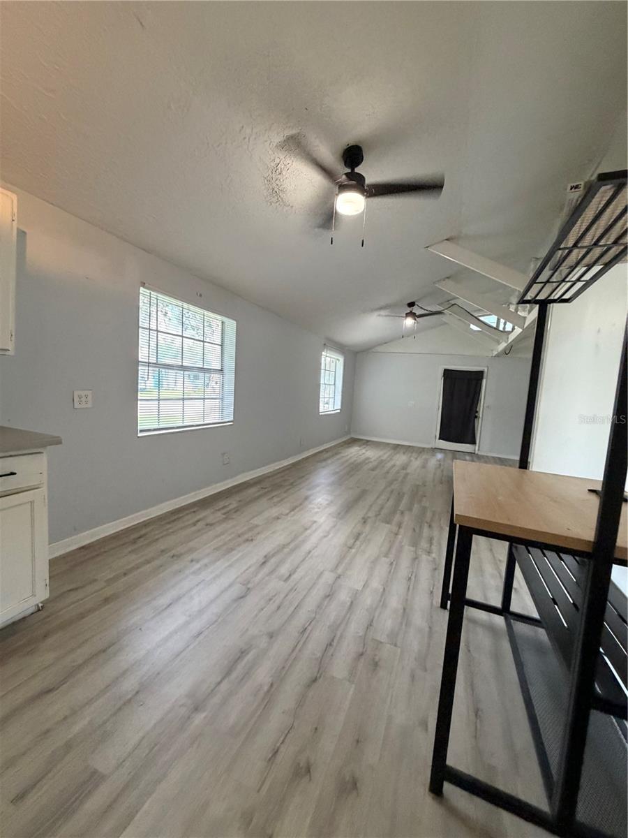 DIXIE GARDENS - Residential