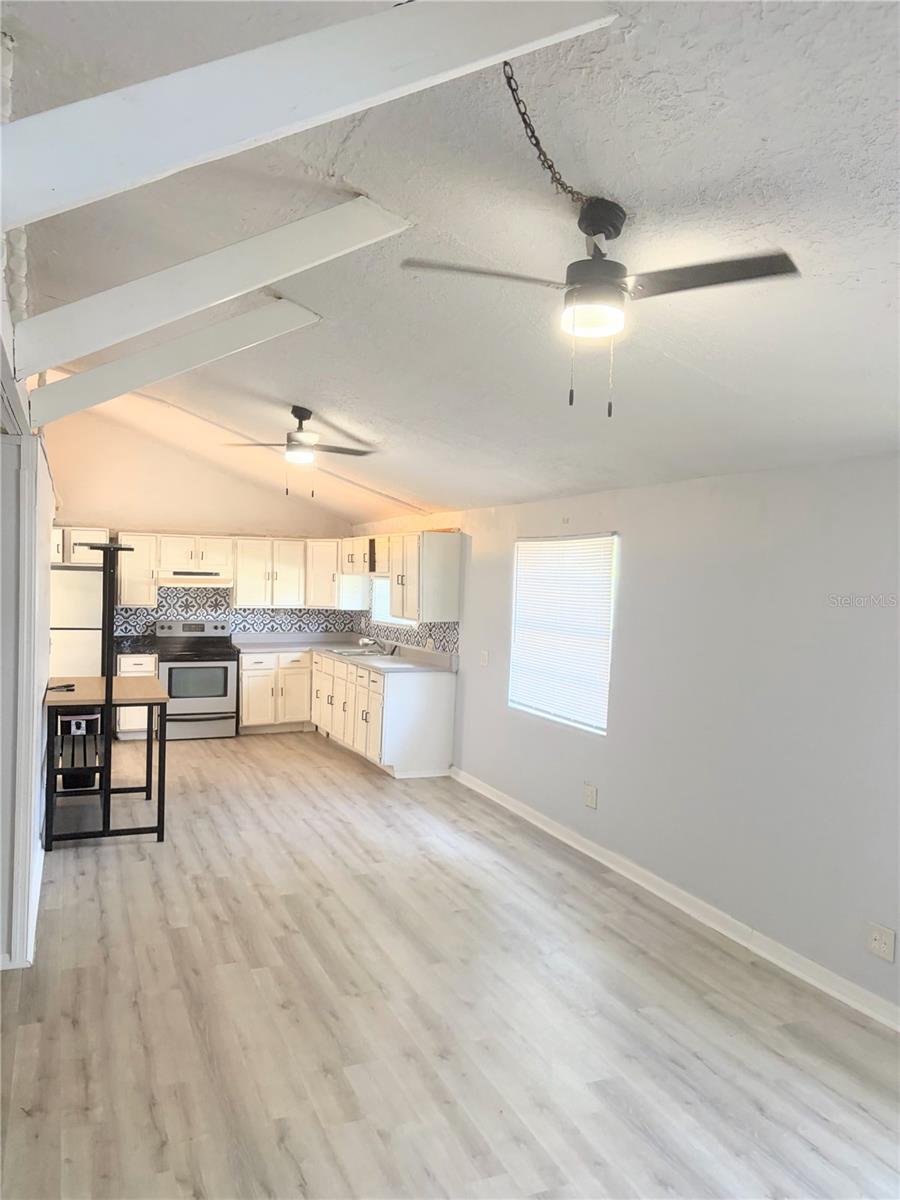 DIXIE GARDENS - Residential