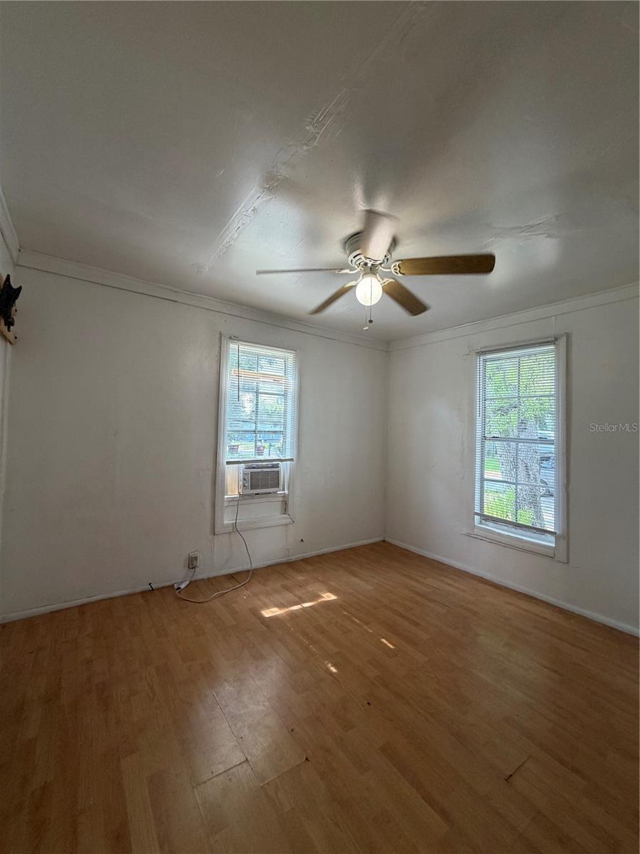 DIXIE GARDENS - Residential