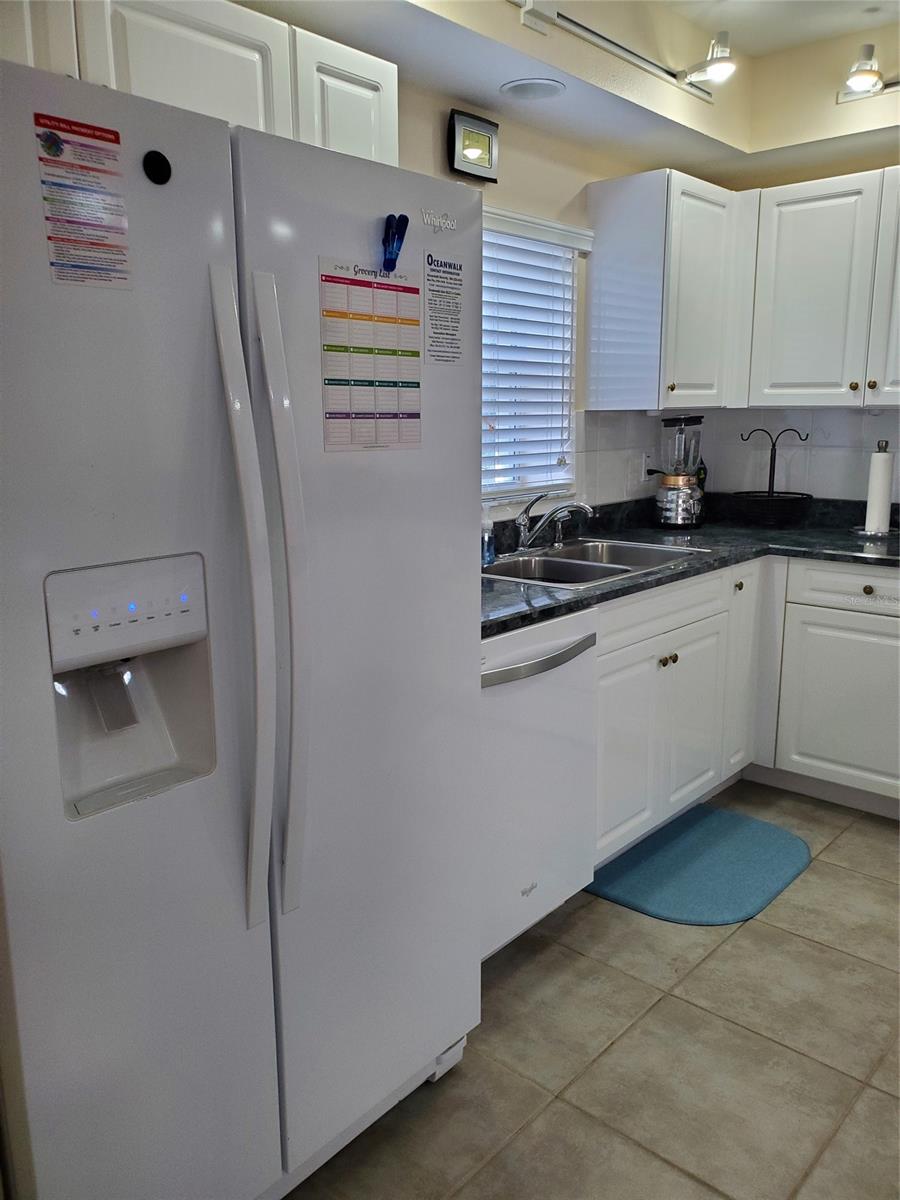 Ocean Walk Condo At Nsb - Residential Lease