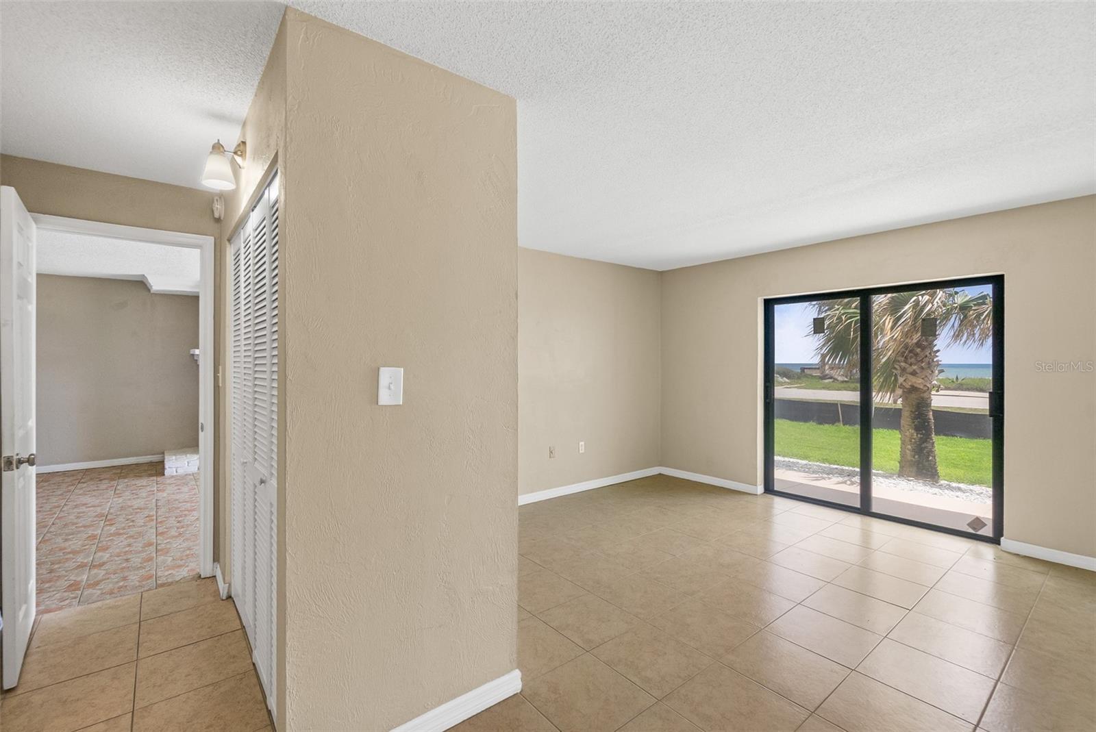 OCEANAIRE CONDO/ORMOND/SEA - Residential