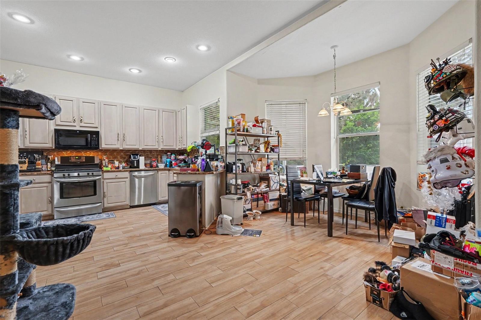 TAMPA PALMS 2C UNIT 2 - Residential