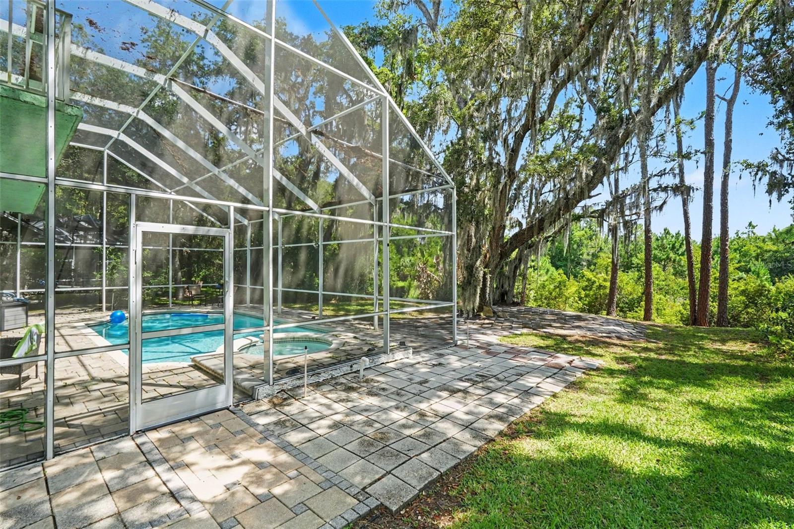 TAMPA PALMS 2C UNIT 2 - Residential