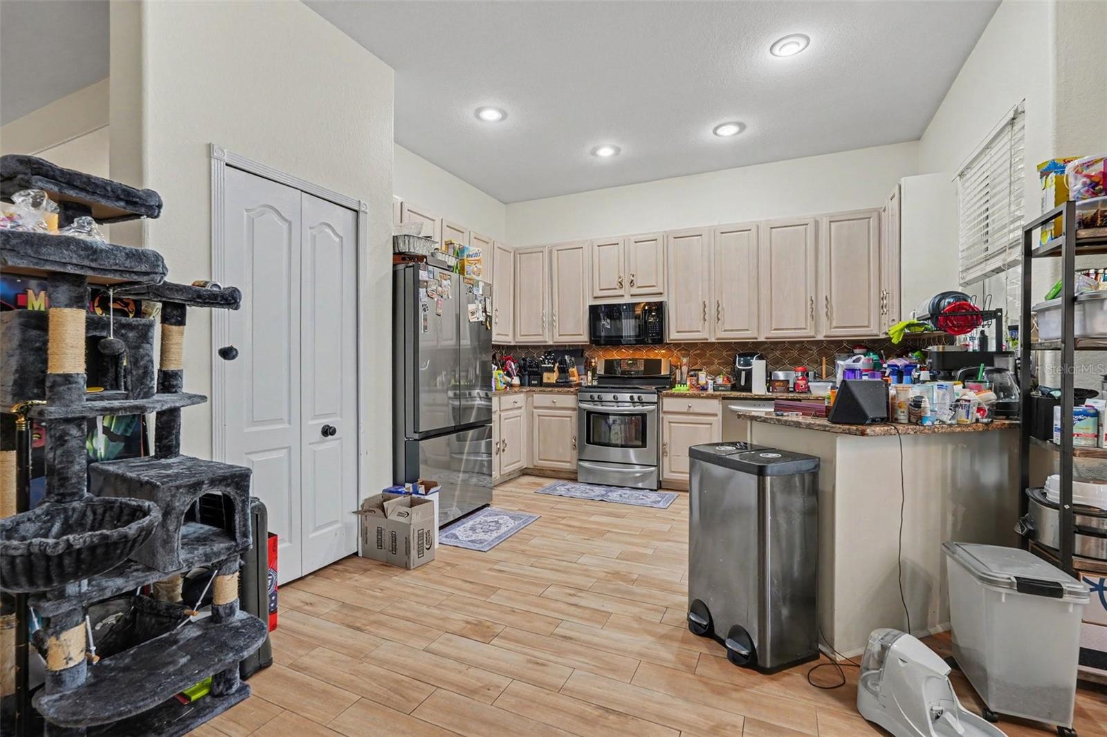 TAMPA PALMS 2C UNIT 2 - Residential