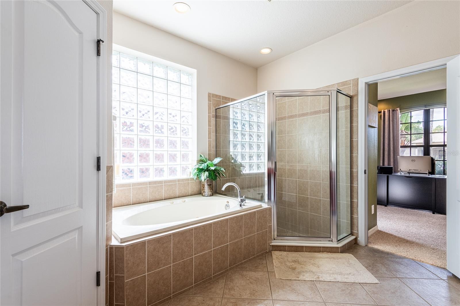 SUNCOAST LAKES PH 2 - Residential