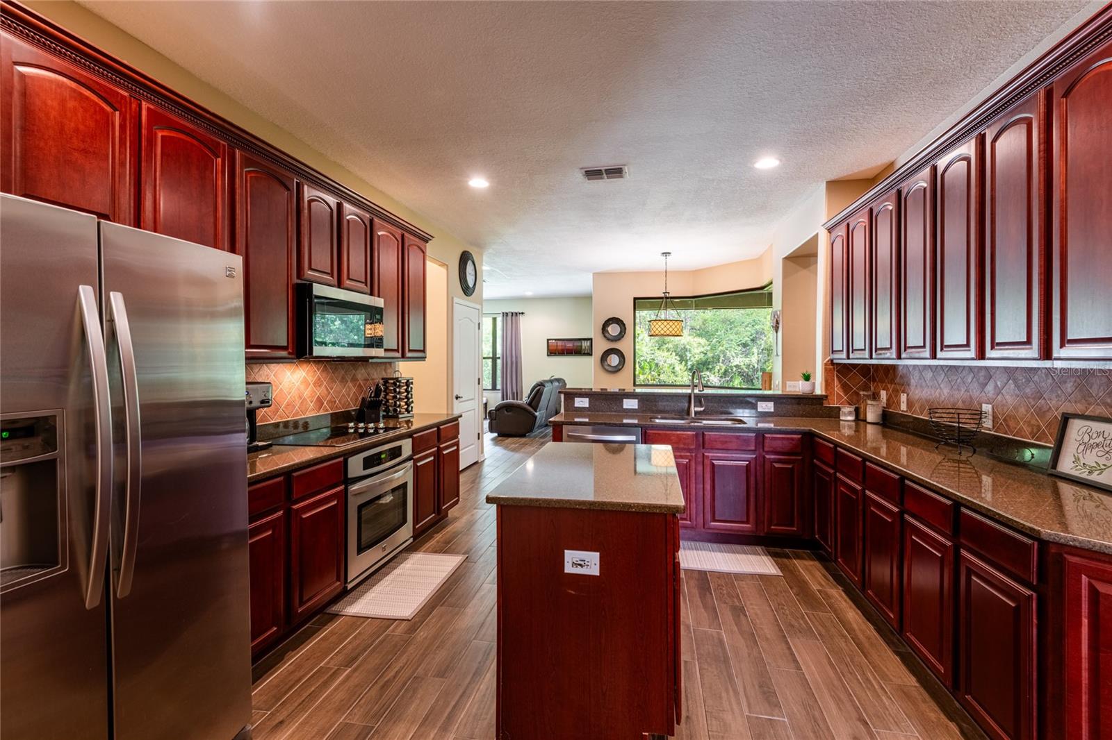 SUNCOAST LAKES PH 2 - Residential