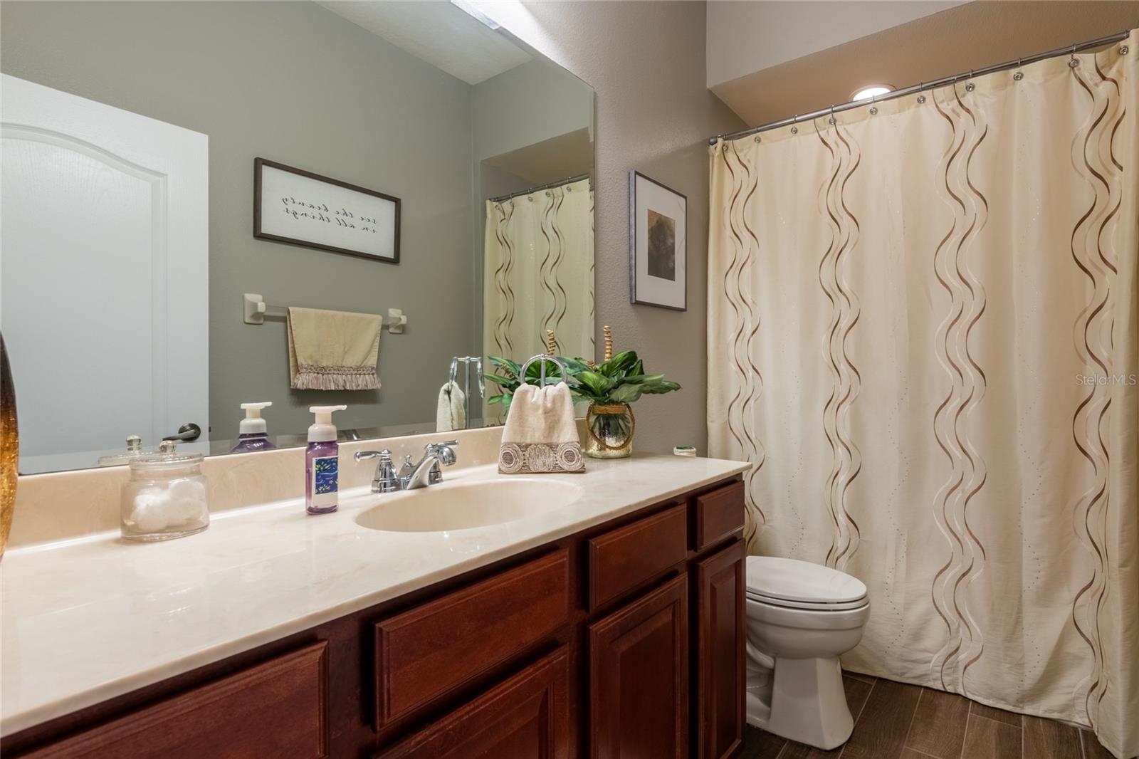 SUNCOAST LAKES PH 2 - Residential