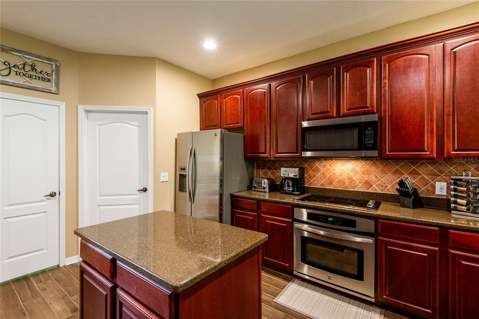 SUNCOAST LAKES PH 2 - Residential