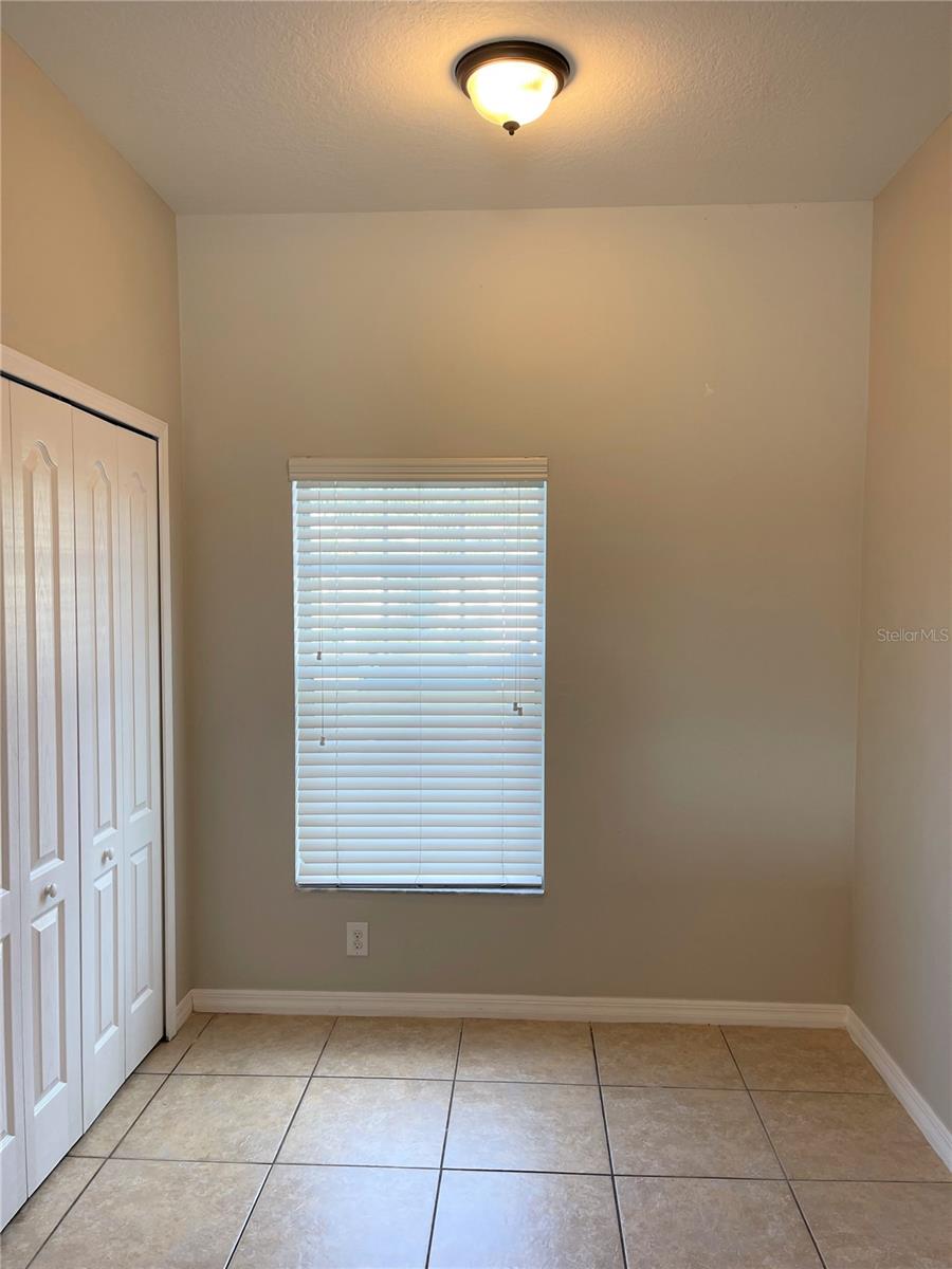 AUTUMNWOOD GROVE - Residential Lease