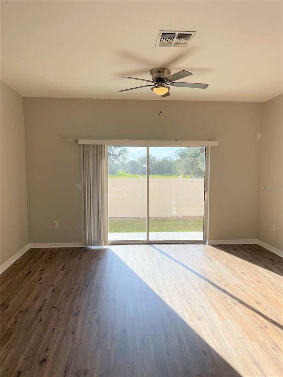 AUTUMNWOOD GROVE - Residential Lease