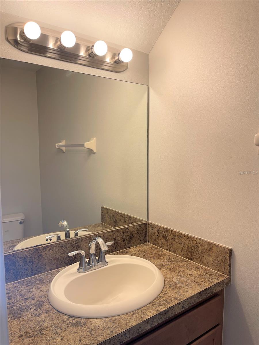 AUTUMNWOOD GROVE - Residential Lease