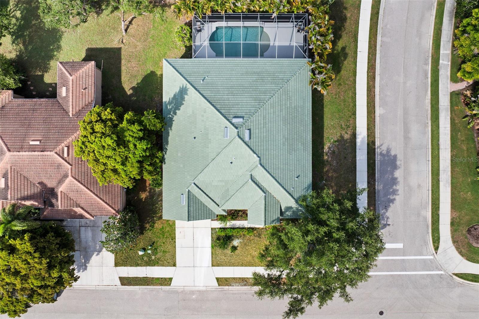 VILLAGES/PINE TREE D E & G - Residential