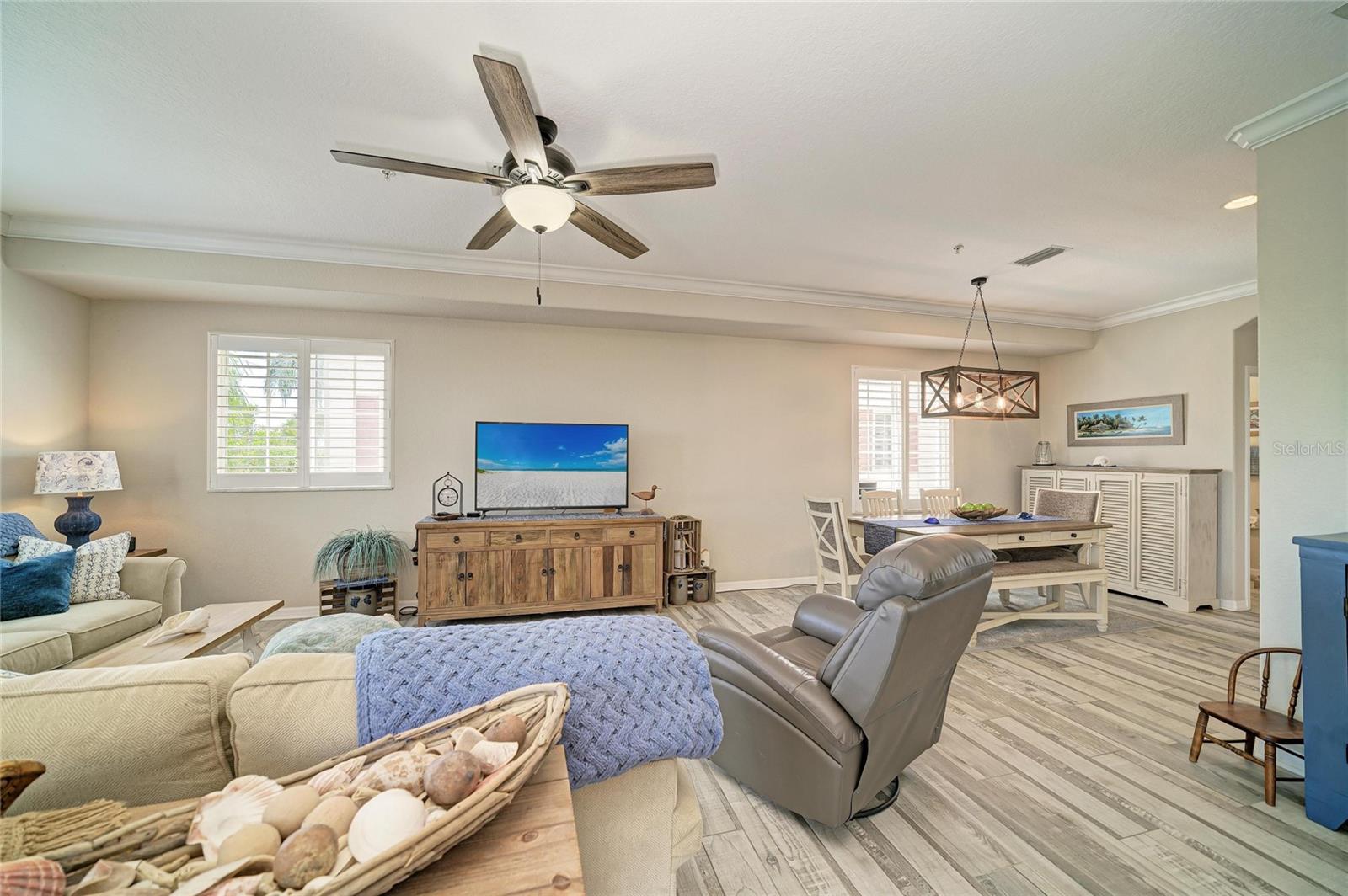 RIVERBAY TWNHMS PH TWO - Residential