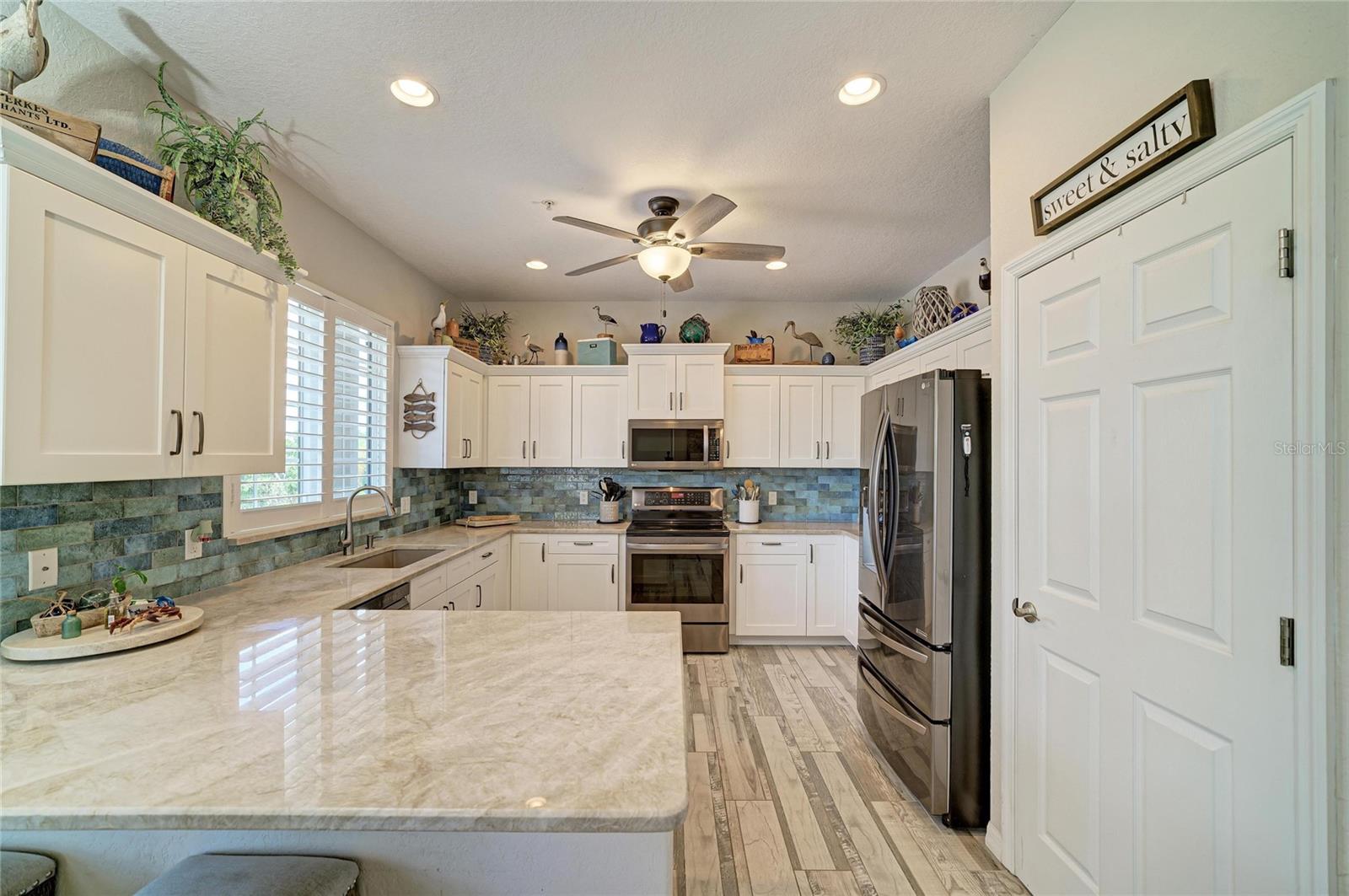 RIVERBAY TWNHMS PH TWO - Residential